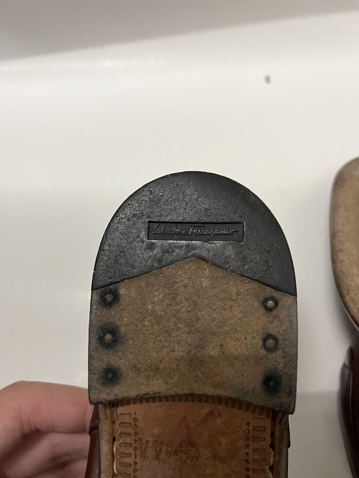 Ferragamo Salvatore Mens Burgandy / Brass 8.5
