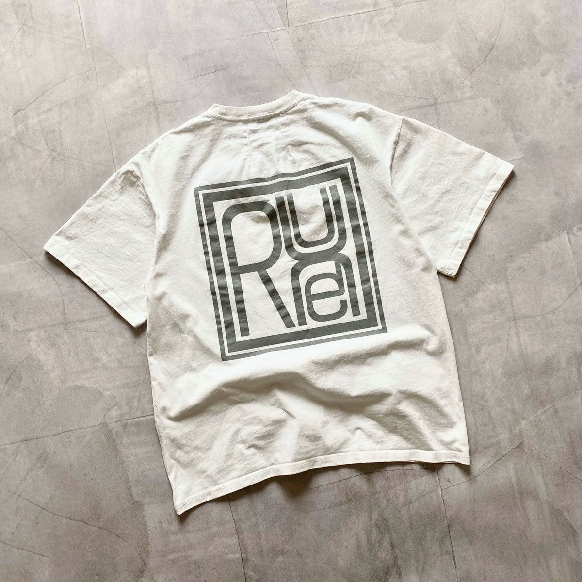 Designer × Japanese Brand × Rhude Y2K Rhude White Square Big Logo T-Shirt Tee Shirt japan Size US L / EU 52-54 / 3 - 1 Thumbnail