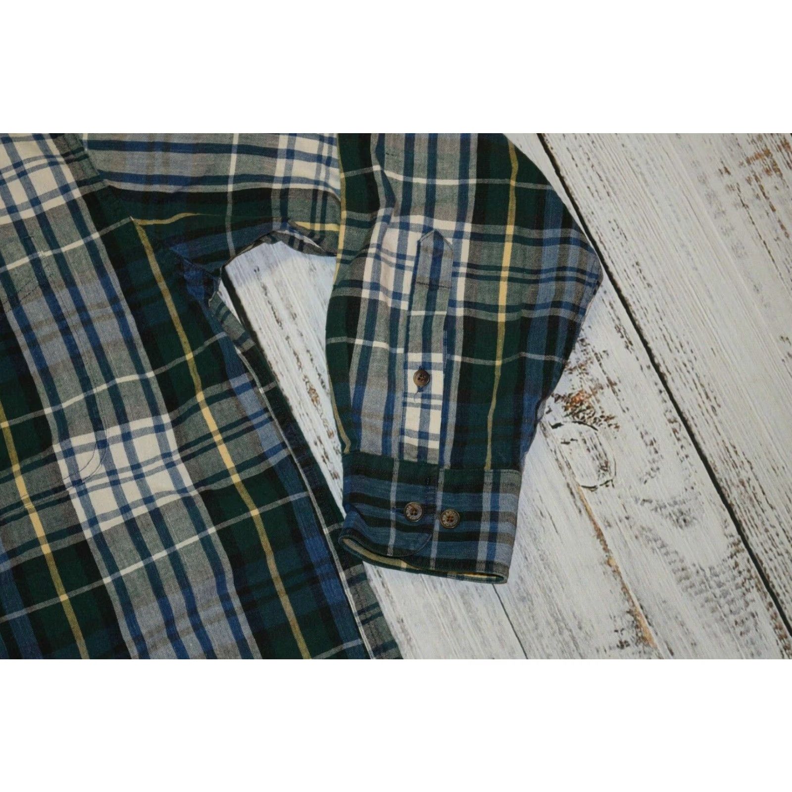 Vintage VINTAGE Adirondack Savile Row Cotton Mountain Chambray Shirt Large Mens Shirt Adult Large Green Indigo Chambray 1990s Mens Size US L / EU 52-54 / 3 - 2 Thumbnail