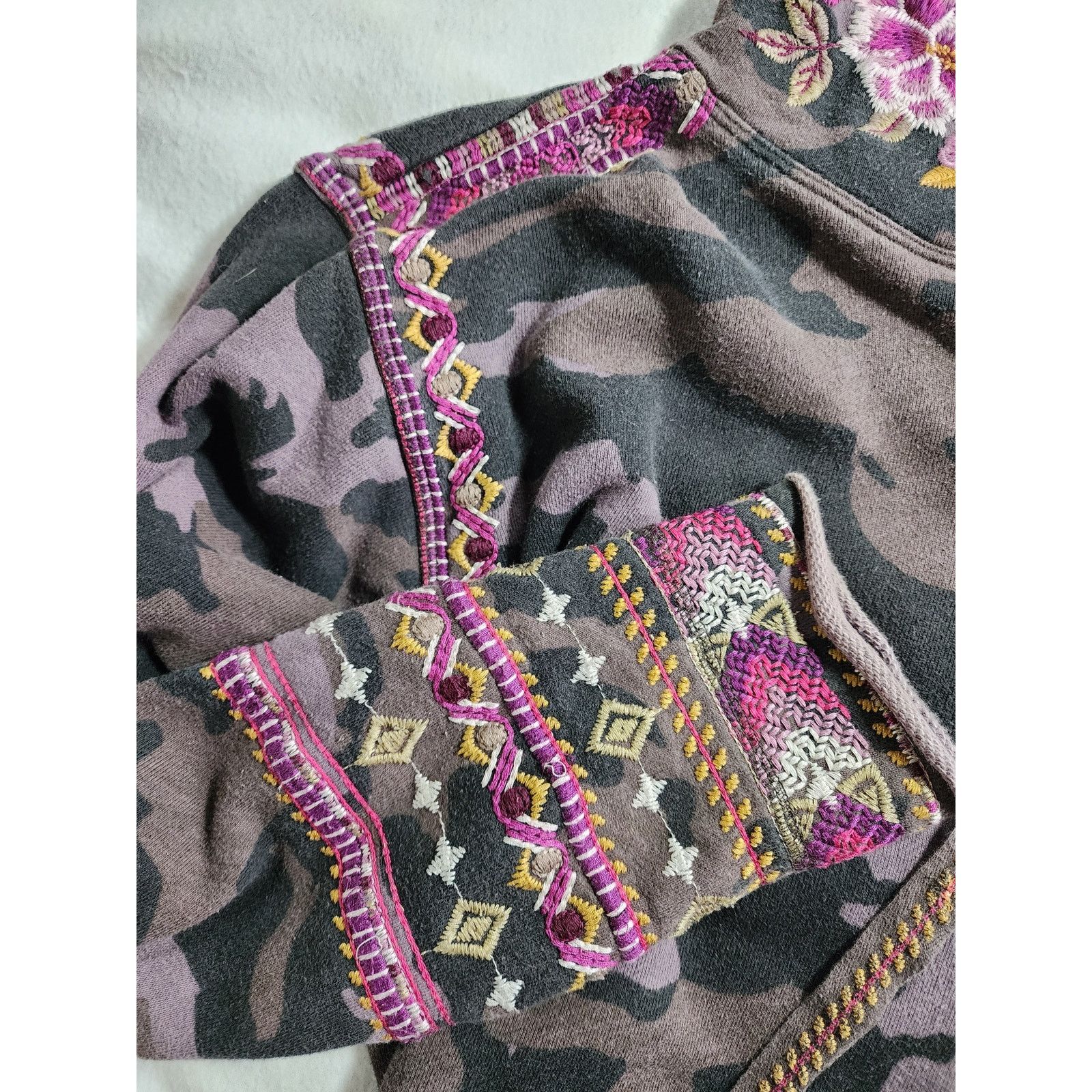 Johnny Was Johnny Was Brown Camo Embroidered Hoodie Small Boho Chic Size S / US 4 / IT 40 - 6 Thumbnail
