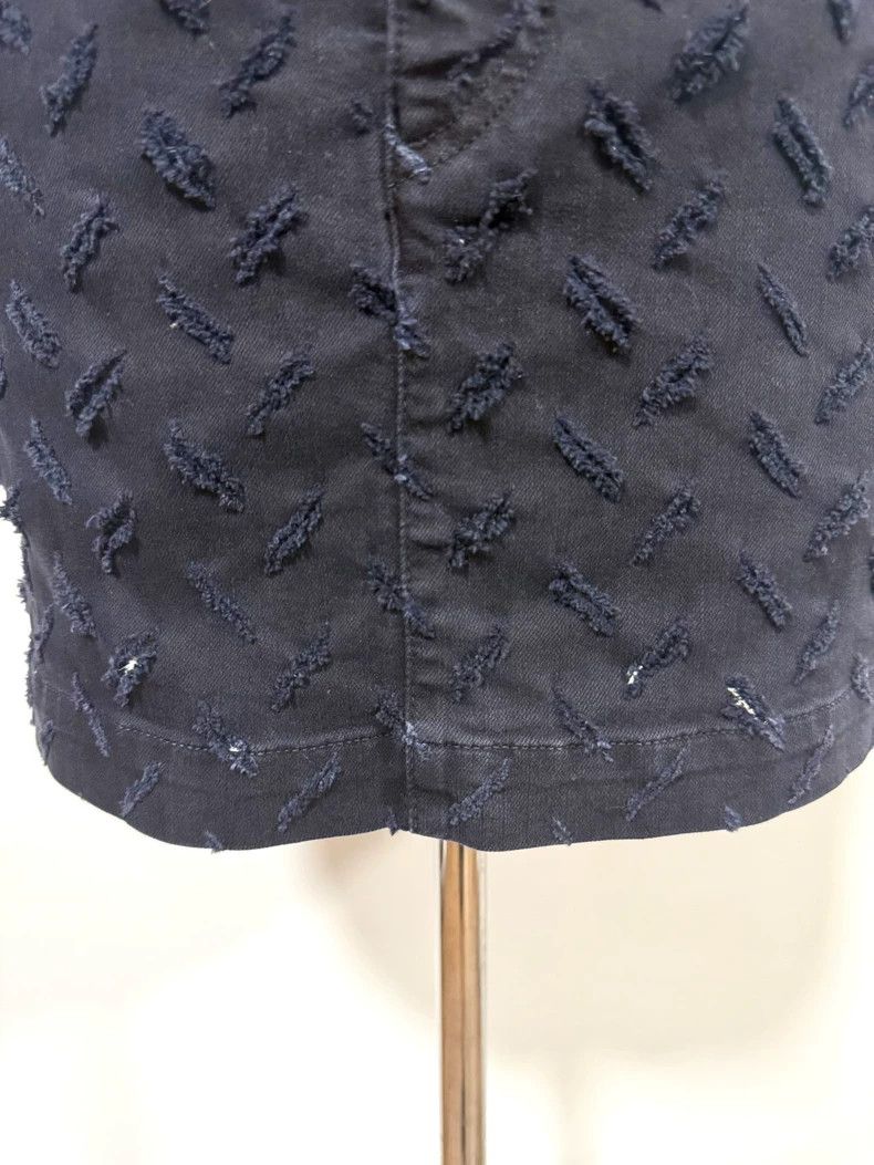 Vivienne Westwood Vivienne Westwood sizeM Cut and tear mini jeans skirt baggy Size 24" / US 00 / IT 34 - 6 Thumbnail