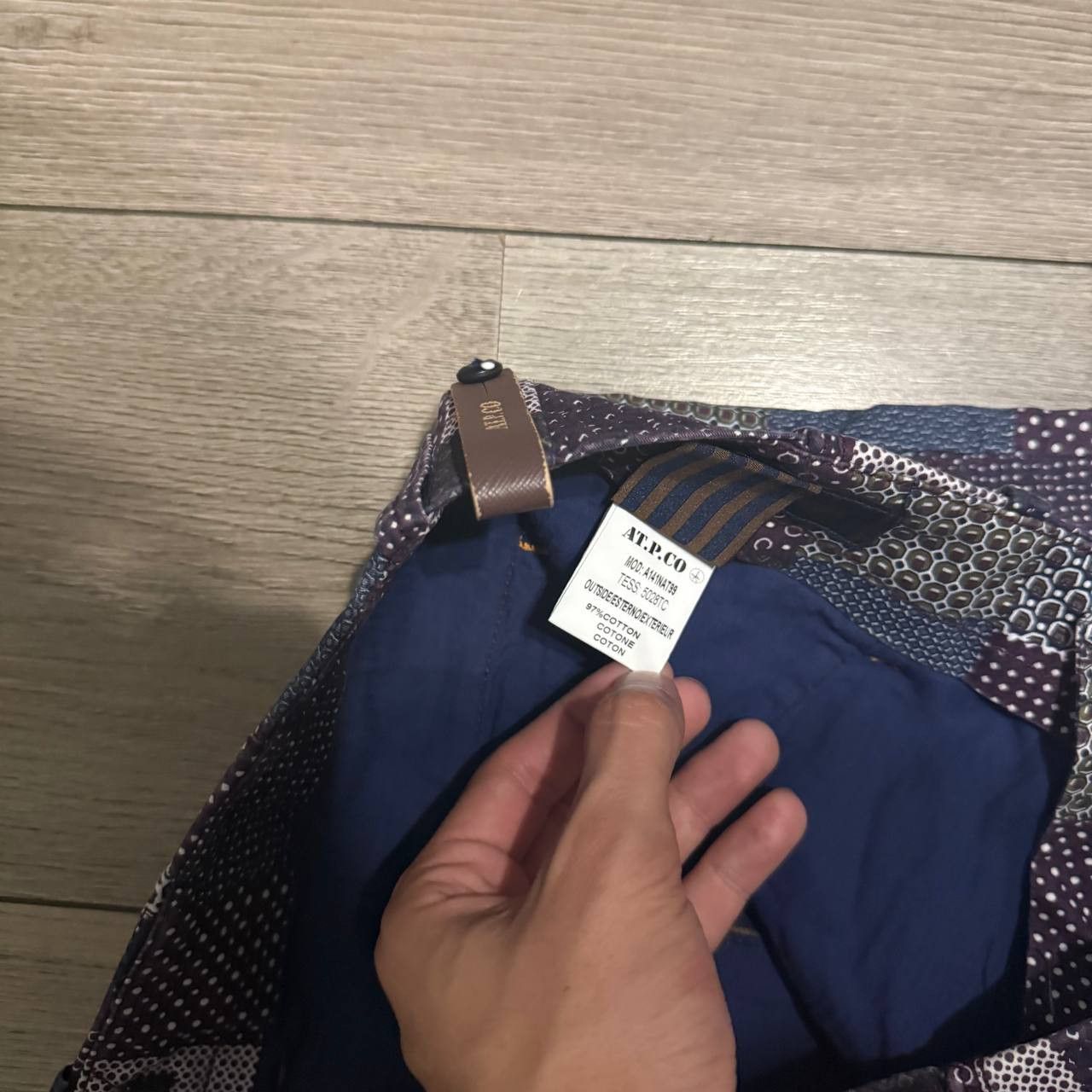 AT.P.CO 5028TC bermuda uomo AT.P.CO purple cotton short pant Size US 34 / EU 50 - 4 Thumbnail