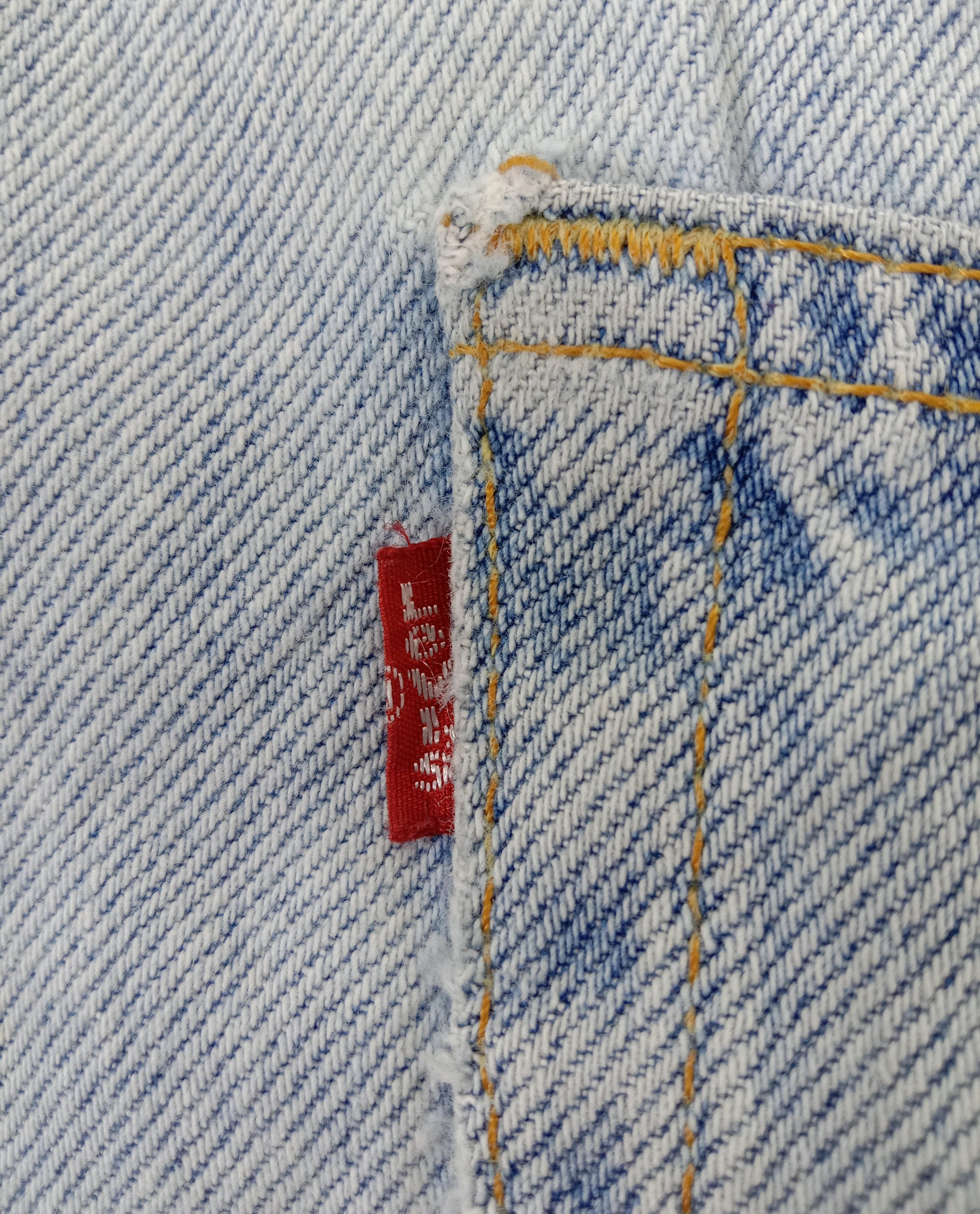 Levi's Vintage Levi's 505 Ripped Jeans Light Wash Distressed Denim Size US 34 / EU 50 - 11 Thumbnail