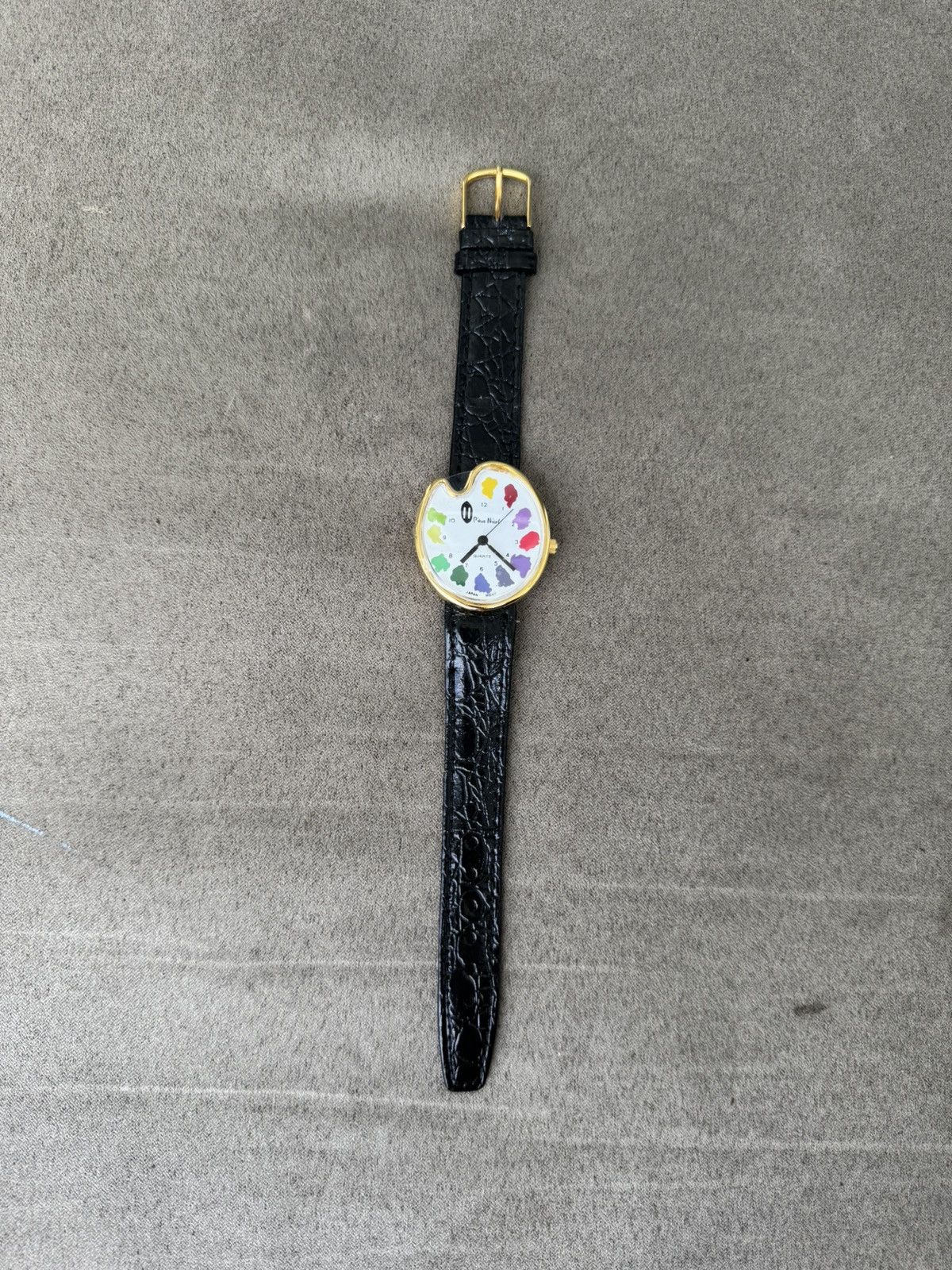 🎨 Vintage Women’s Paint Palette Pallet Watch