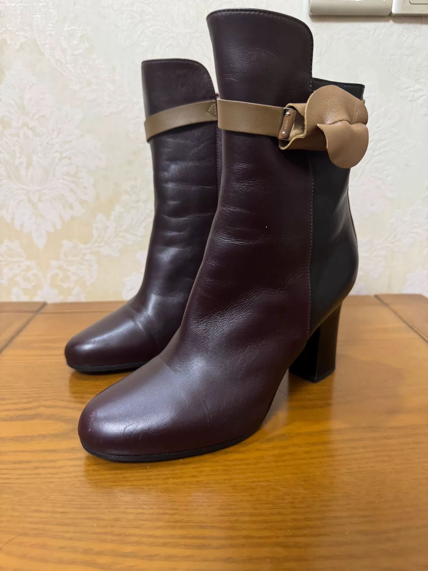 Hermes Hermes Multi Boots us_5 Women Size US 5 / IT 35 - 1 Thumbnail