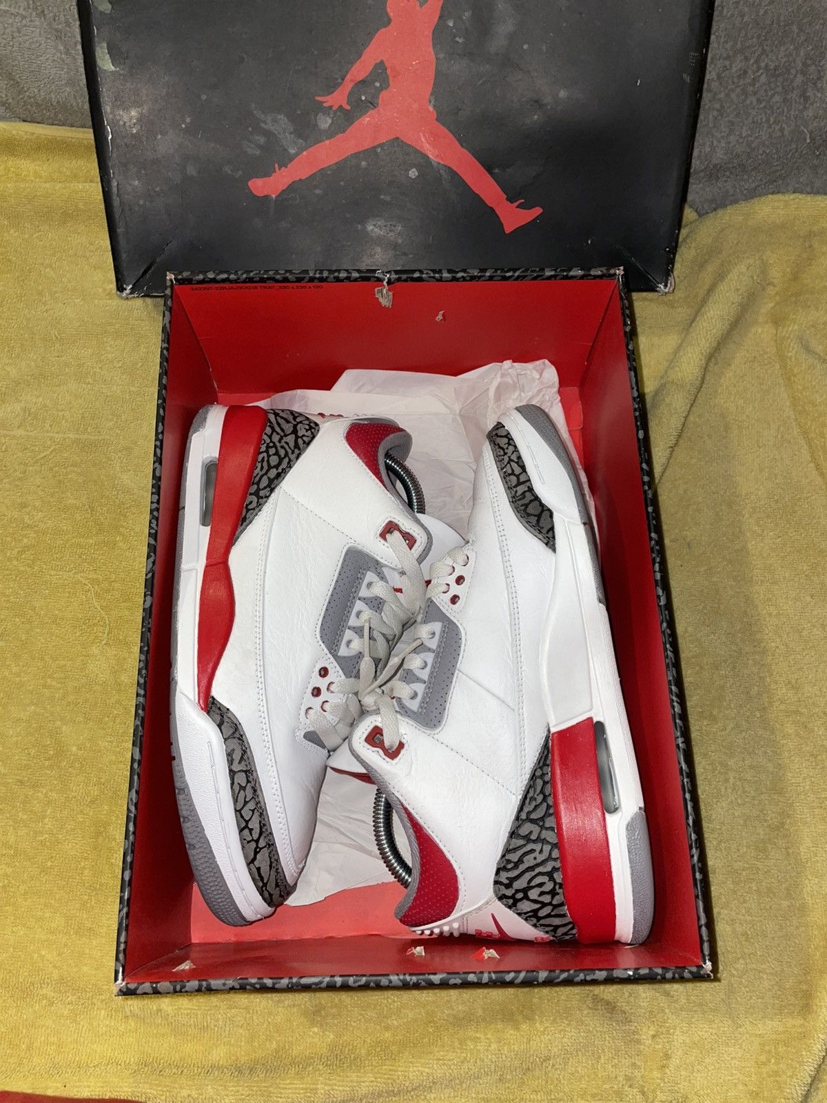 Jordan Brand Jordan 3 Fire Red Size US 7.5 / EU 40-41 - 12 Thumbnail