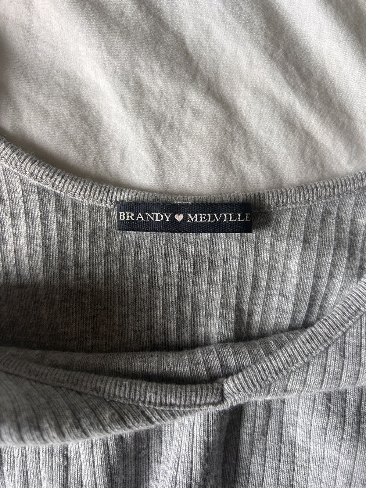 Brandy Melville Brandy tank top Size XS / US 0-2 / IT 36-38 - 3 Thumbnail
