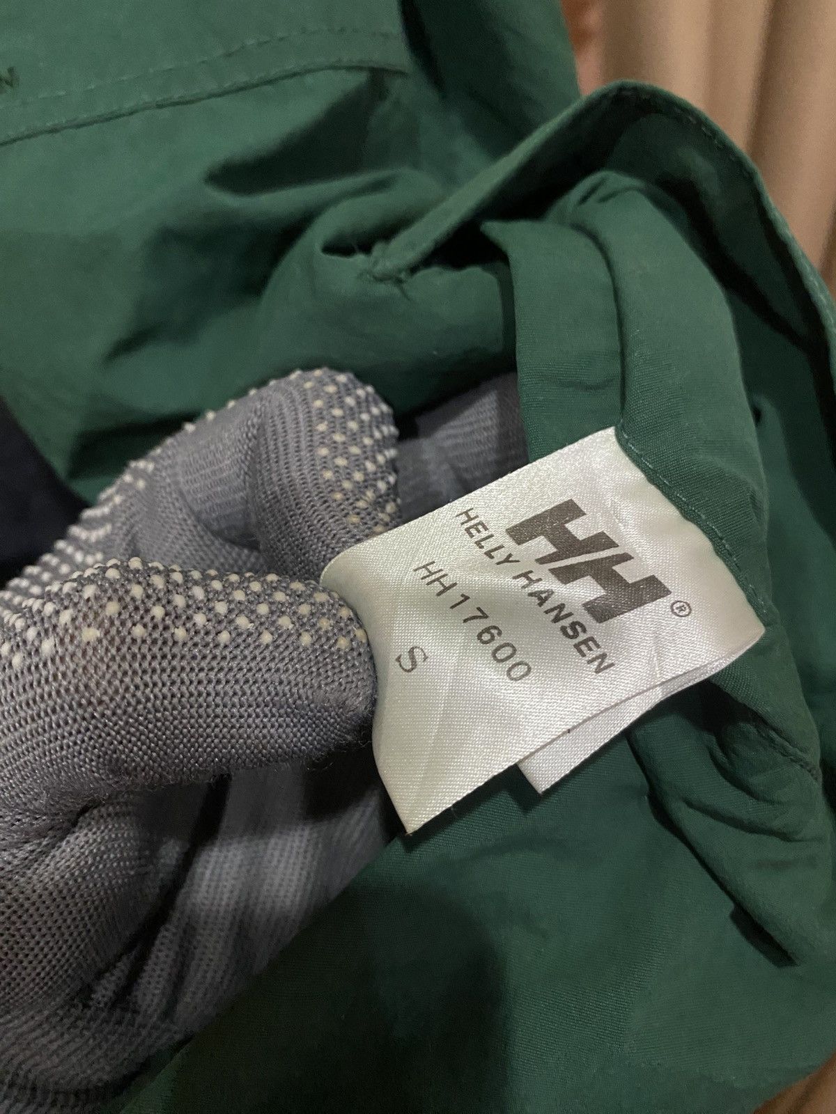 Helly Hansen Vintage Helly Hansen Reversible Windbreaker Jacket Size US S / EU 44-46 / 1 - 9 Thumbnail