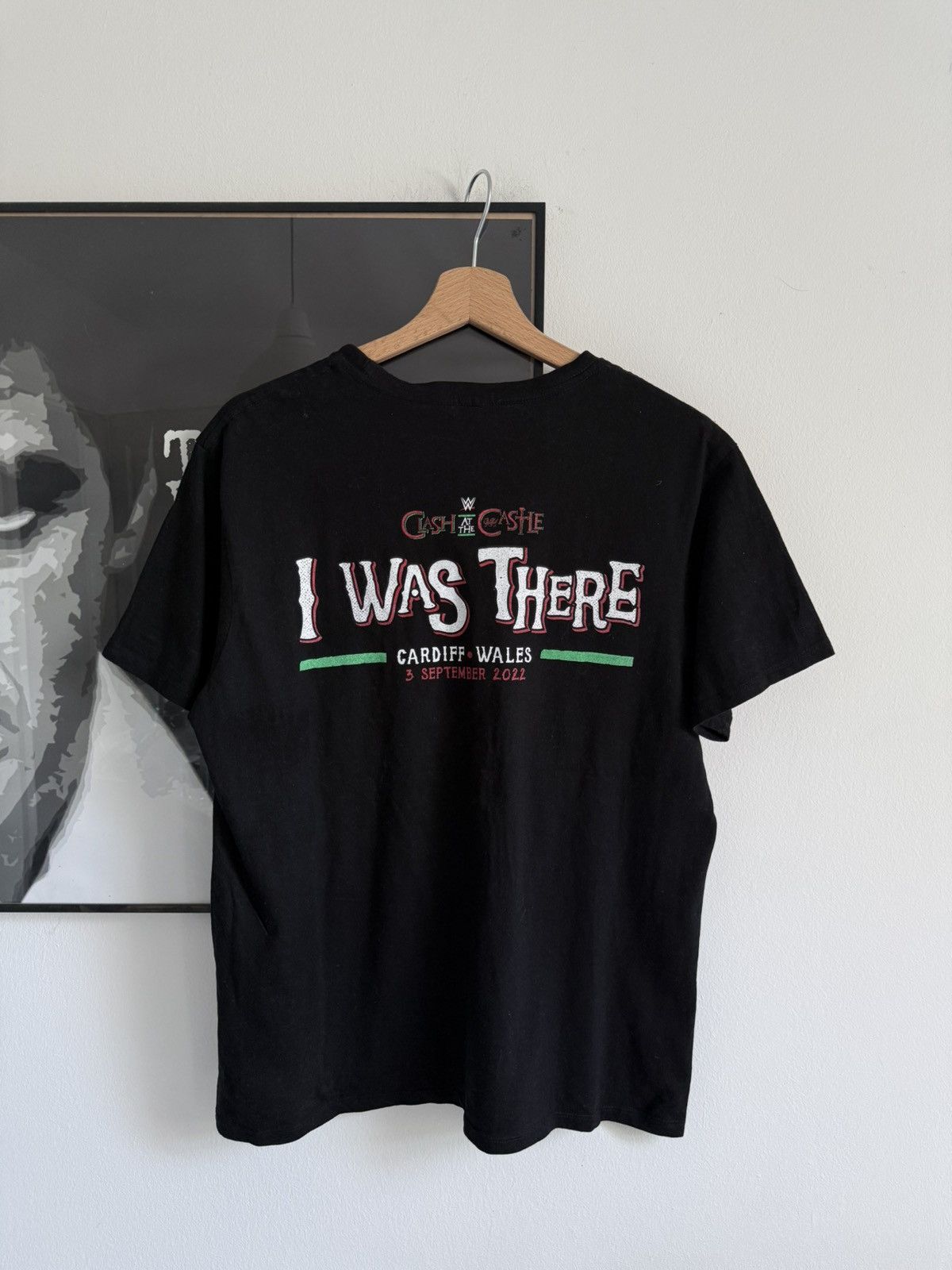 WWE Vintage 2022 WWE Clash At The Castle Cardiff Wales T-Shirt Size US M / EU 48-50 / 2 - 3 Thumbnail