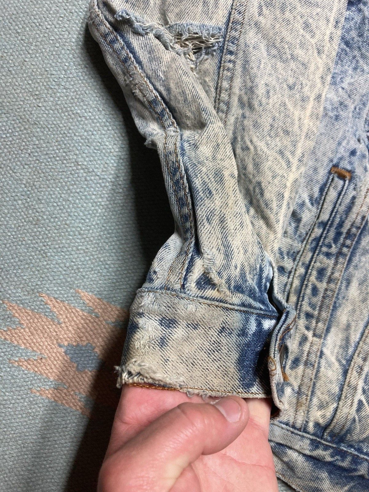 Levi's × Vintage 70s Levi’s denim jacket 70507 0219 acid wash distress small Size US S / EU 44-46 / 1 - 3 Thumbnail