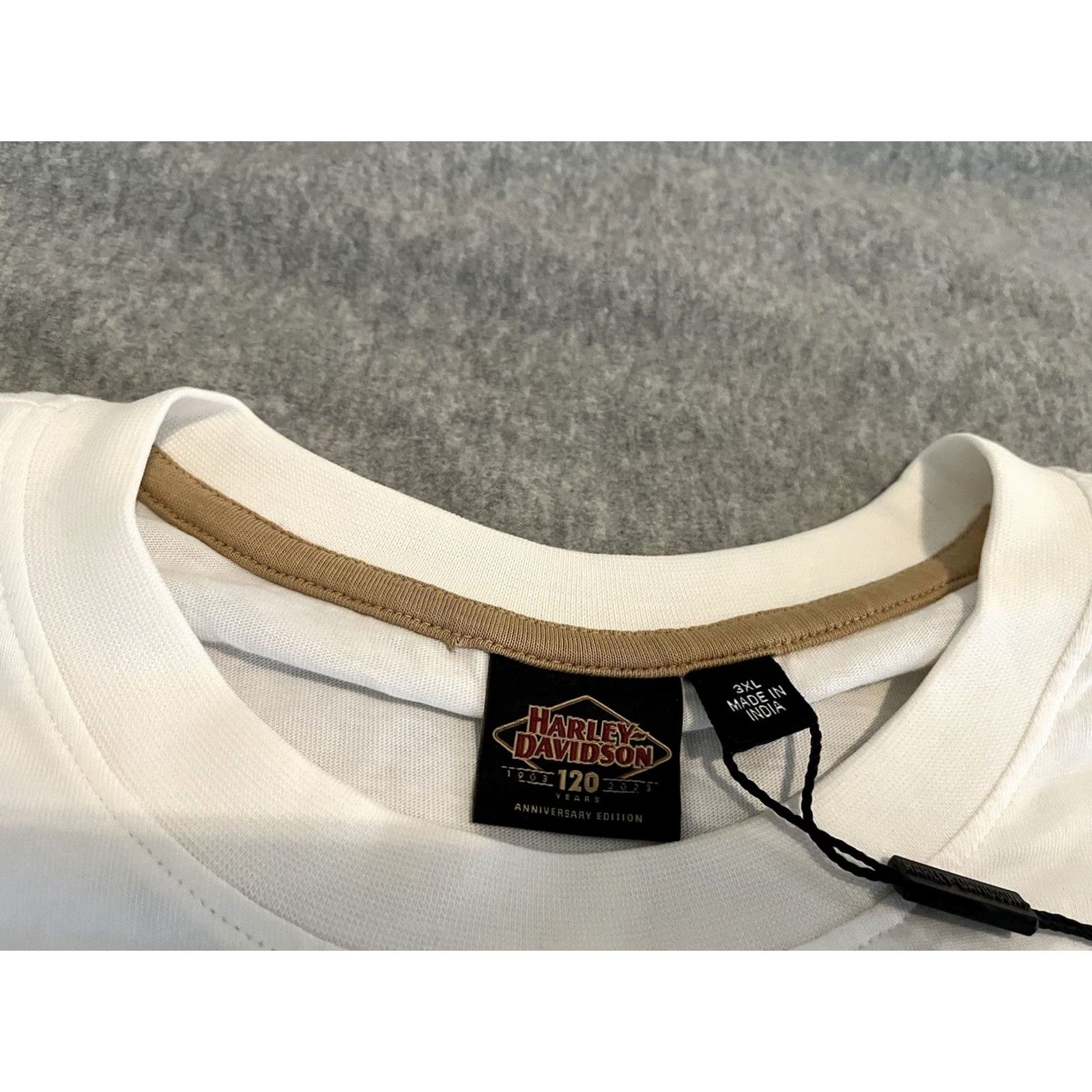 Harley Davidson Harley-Davidson Short Sleeve Shirt White Mens 3XL NWT 120th Anniversary Graphic Print T-Shirt USA Biker Motorcycle Holiday 1900s Mens Size US XXL / EU 58 / 5 - 2 Thumbnail
