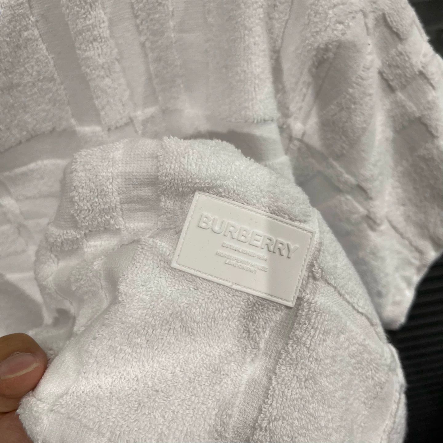 Burberry Burberry Towel Check Small Leather Tab SS L 99 New Size US L / EU 52-54 / 3 - 4 Thumbnail