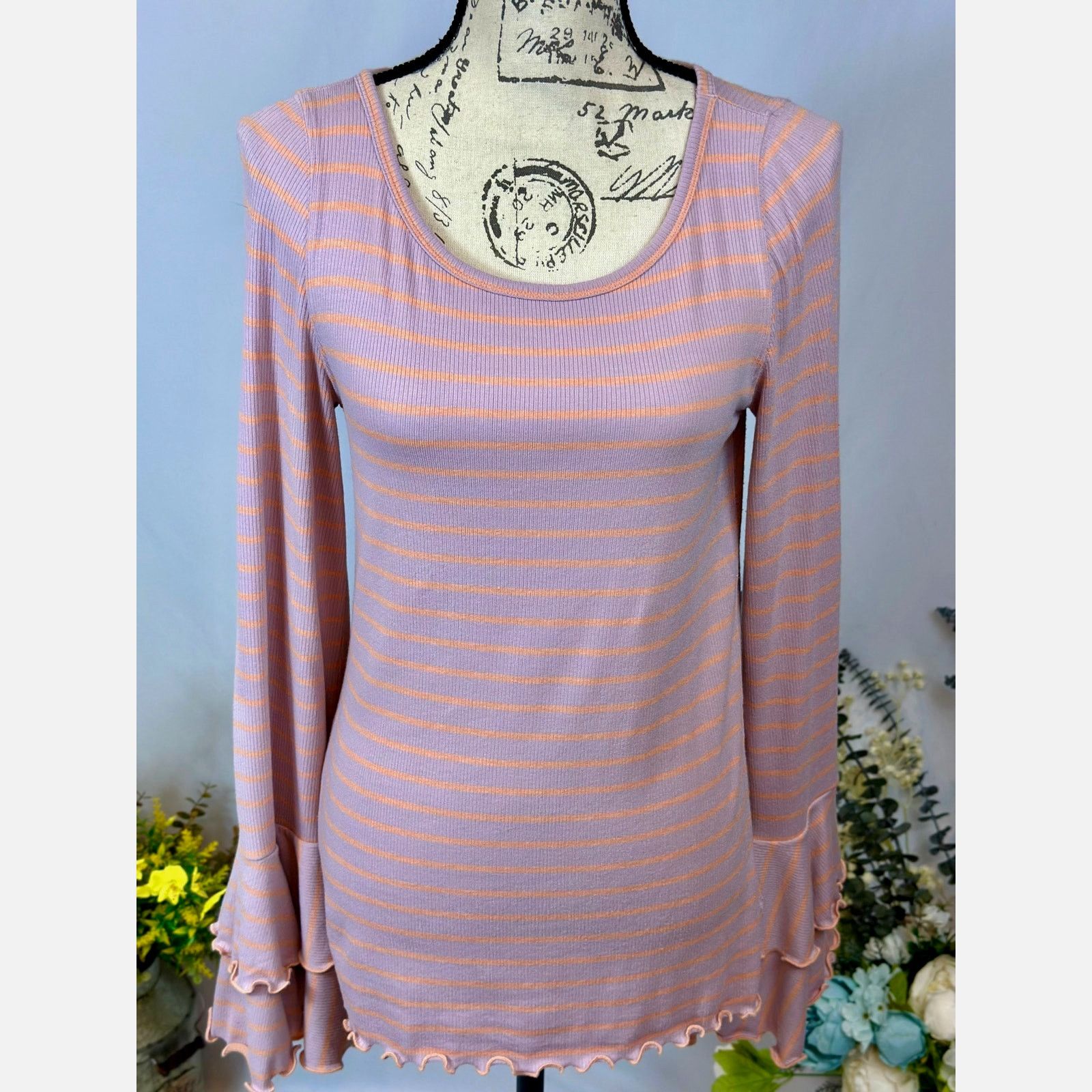 Free People Free People We the Free Good Find Ruffle Cuff Shirt Top L Size L / US 10 / IT 46 - 6 Thumbnail