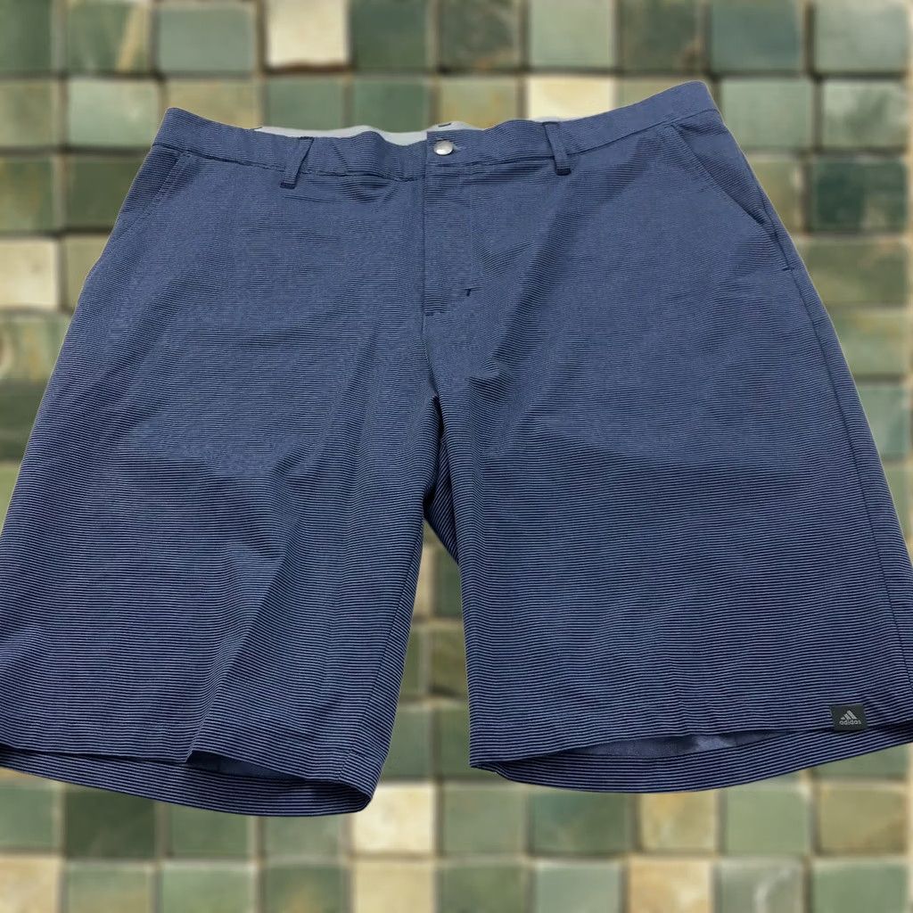 Nike Adidas Shorts Mens 40 No N/A Blue 10" Inseam Stretch Elastic Flex Waist 40 In MINT Casual Sl... Size US 40 / EU 56 - 1 Thumbnail