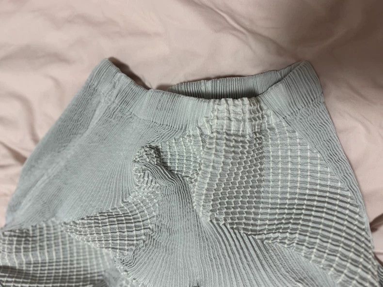 Issey Miyake Issey Miyake Flower bud skirt Size 25" / US 0 / IT 36 - 5 Thumbnail
