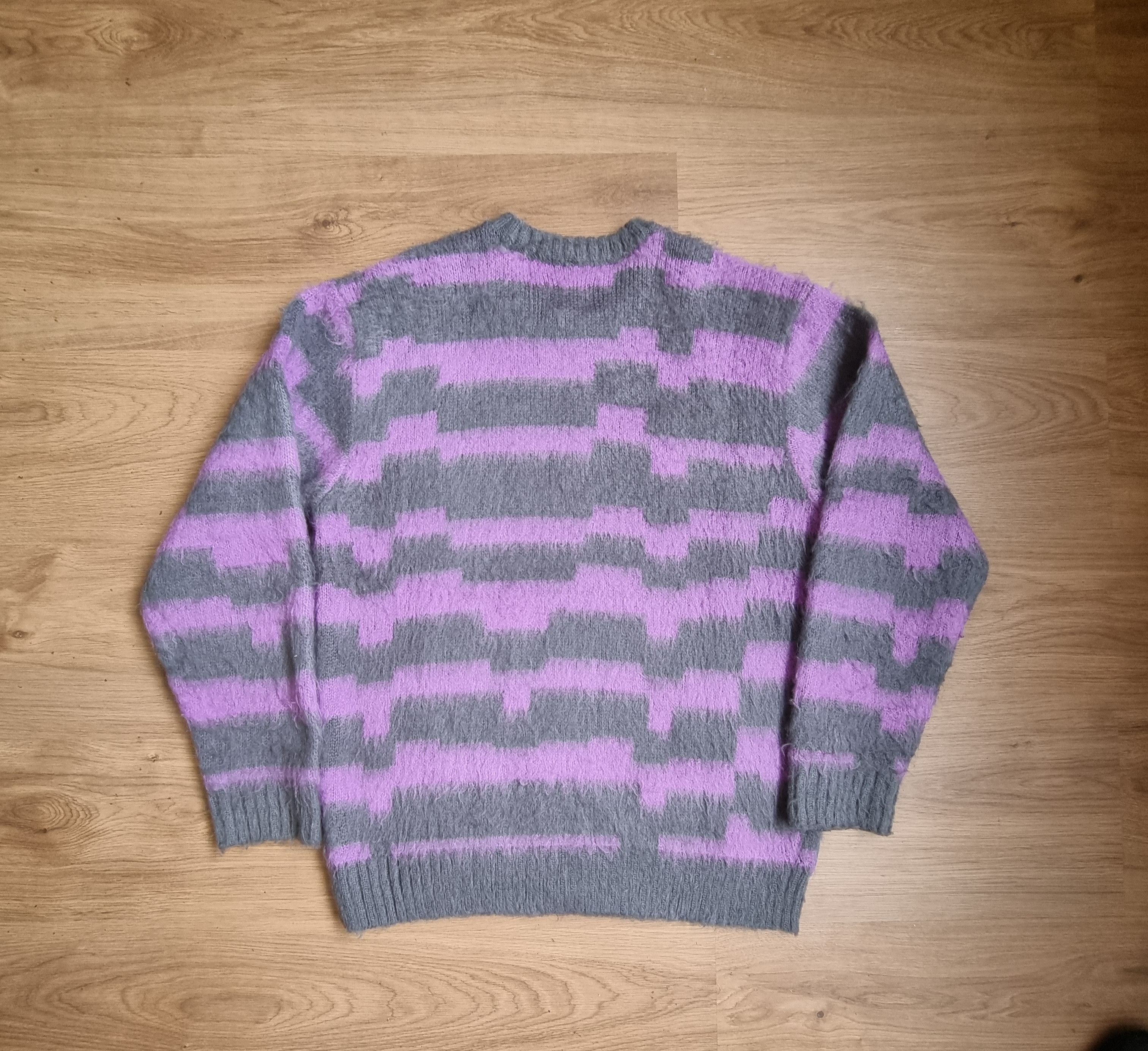 Obey × Vintage Y2K Obey Pullover Vintage Size US S / EU 44-46 / 1 - 6 Thumbnail