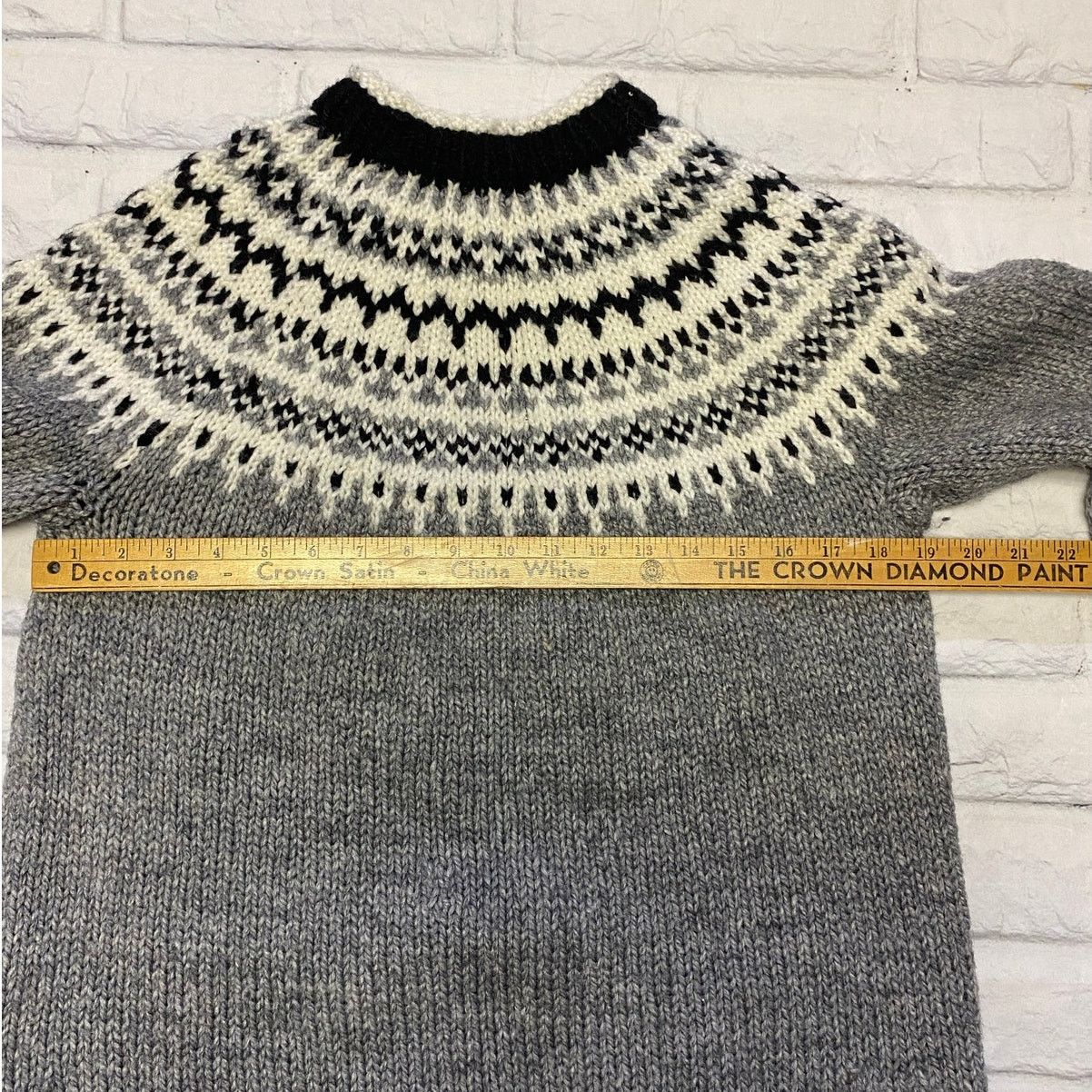 Handmade Hand Knitted Fair Isle Sweater Women Medium or Men S Size M / US 6-8 / IT 42-44 - 7 Thumbnail