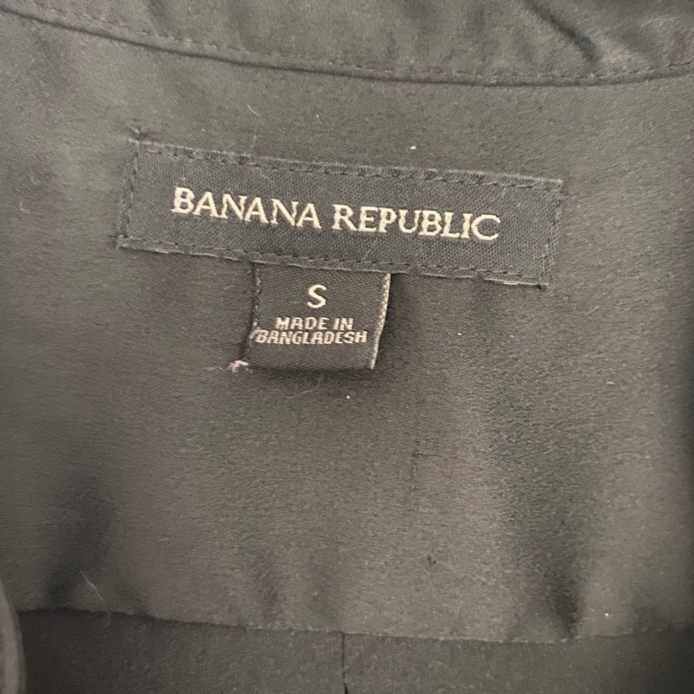 Banana Republic Banana Republic Women’s Size S Black Lightweight Blouse Plea Size S / US 4 / IT 40 - 4 Thumbnail