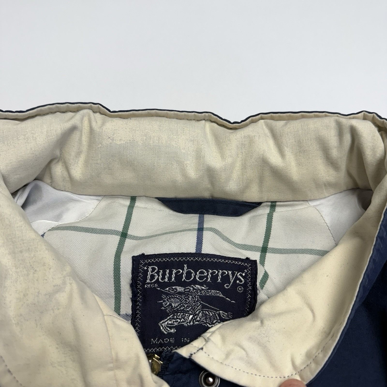 Burberry Vintage Burberry Jacket Mens Large 24x28 Blue Hide a Hood En Size L / US 10 / IT 46 - 11 Thumbnail