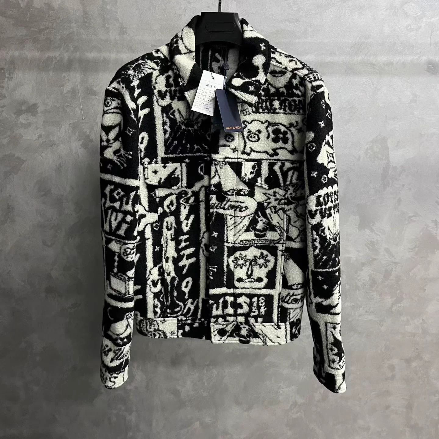 Louis Vuitton Louis Vuitton Black White All Over Comic Print Jacket L Size US L / EU 52-54 / 3 - 1 Thumbnail