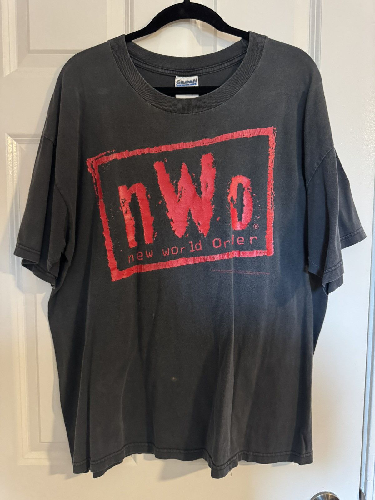 Vintage VINTAGE 1998 NWO T-Shirt Size US XL / EU 56 / 4 - 1 Thumbnail