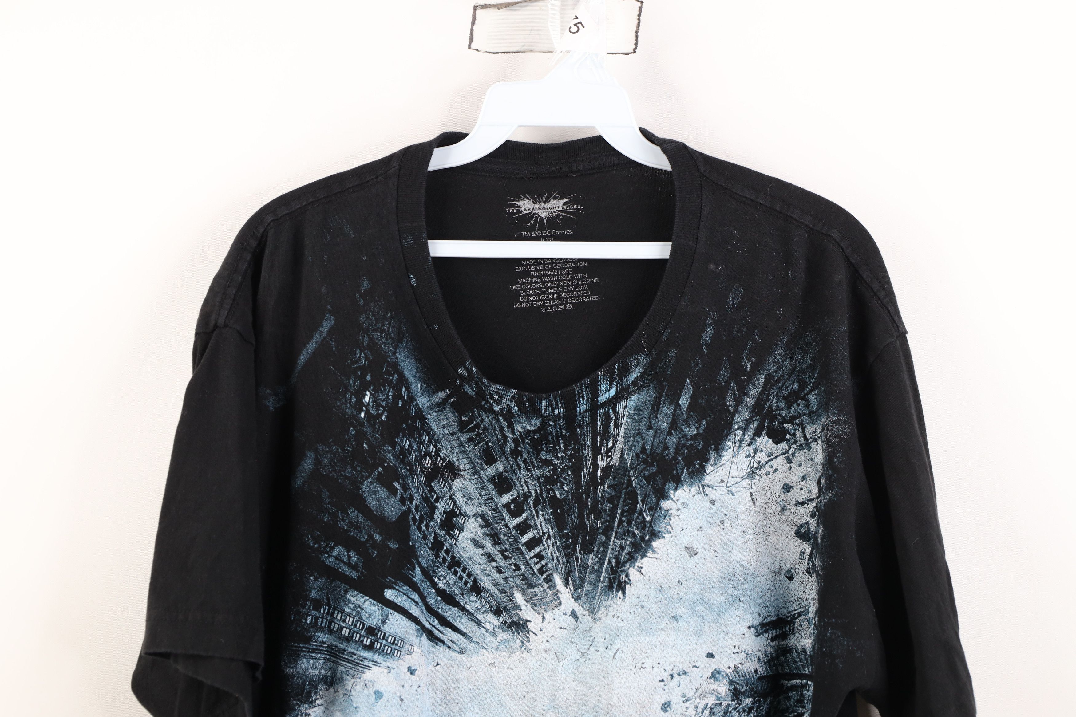 Vintage Vintage Y2K DC Comics Batman The Dark Knight Rises T-Shirt Size US XL / EU 56 / 4 - 2 Thumbnail