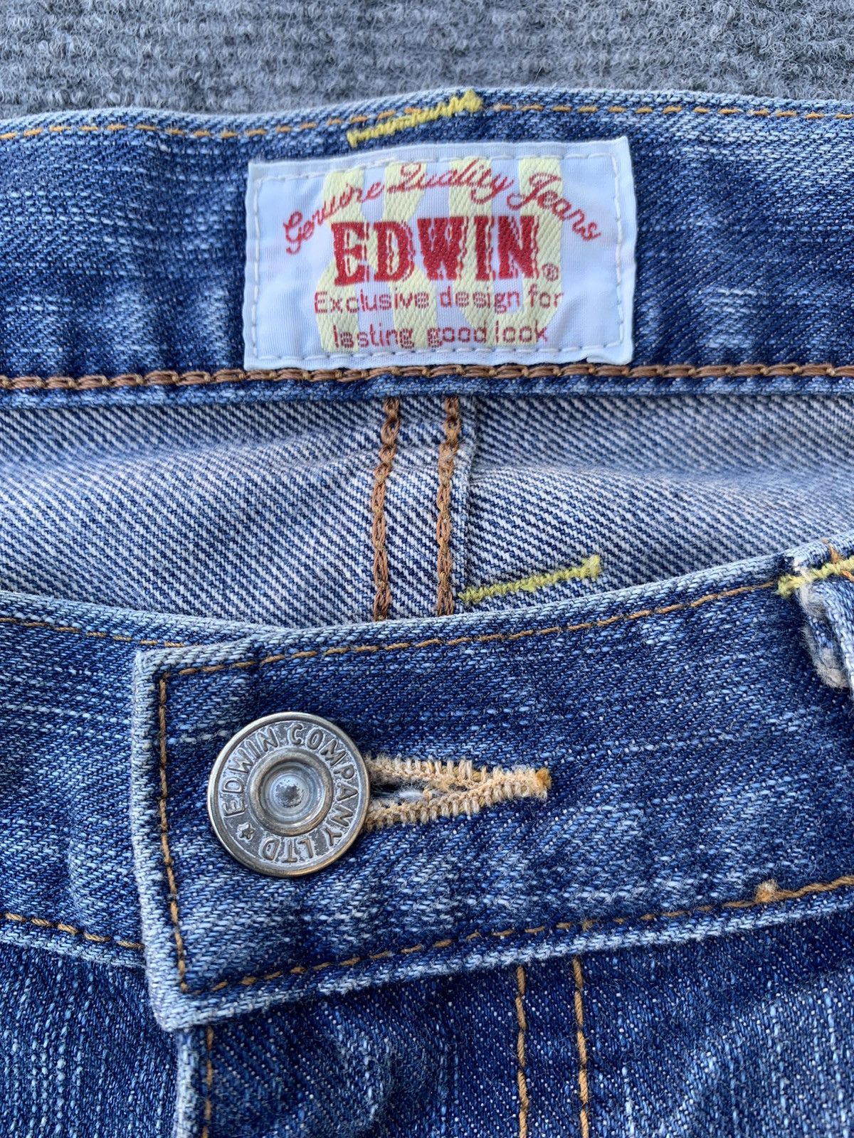 Edwin Distressed Edwin XV faded blue. Size US 37 - 7 Thumbnail