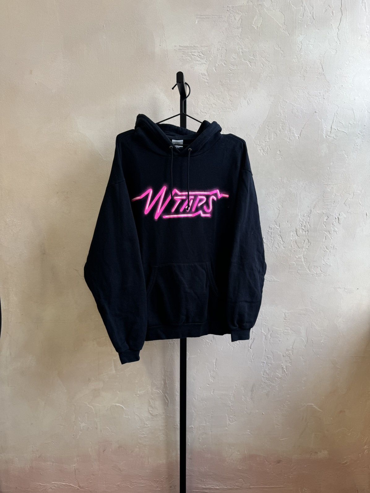 Wtaps JAPAN NEON PINK BLACK HOODIE LOGO SWEATSHIRT SIZE 3 Size US L / EU 52-54 / 3 - 2 Thumbnail
