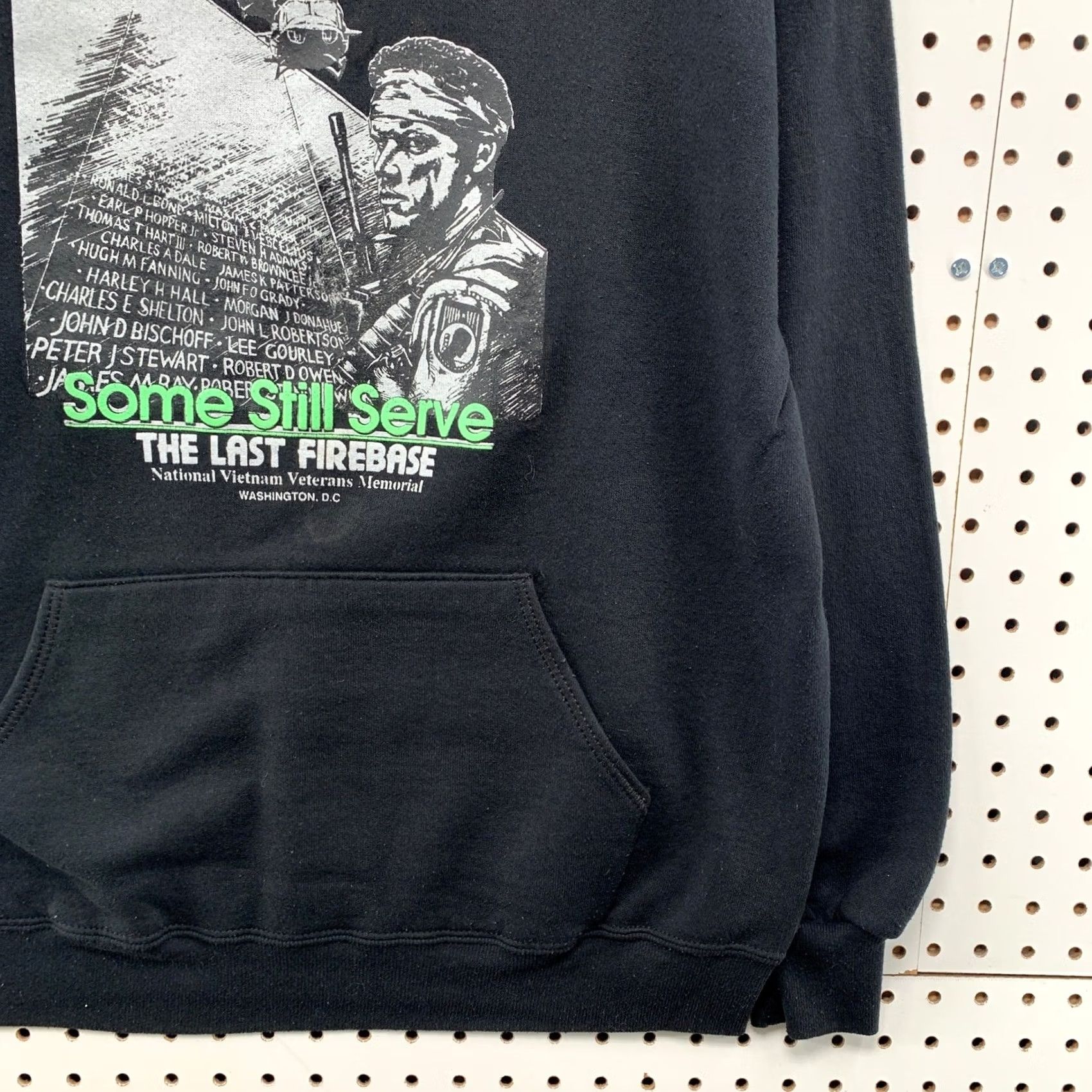 Jerzees VINTAGE Vietnam Veterans Hoodie XL Black Some Still Serve Mens 90s Size US XL / EU 56 / 4 - 7 Thumbnail