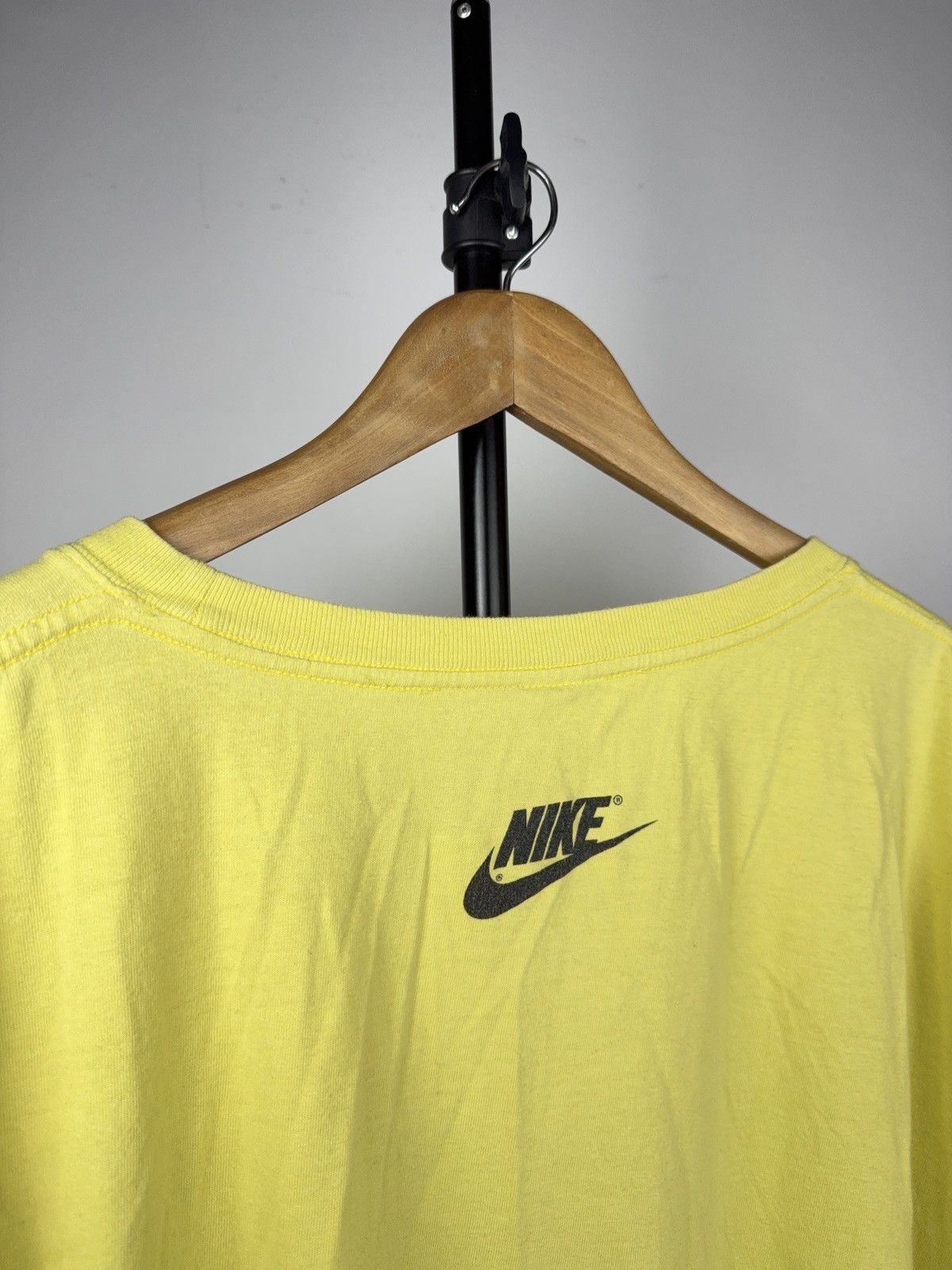 Nike Vintage Retro USA 90s Nike Yellow Tee with Big Swoosh Logo Size US XL / EU 56 / 4 - 18 Thumbnail