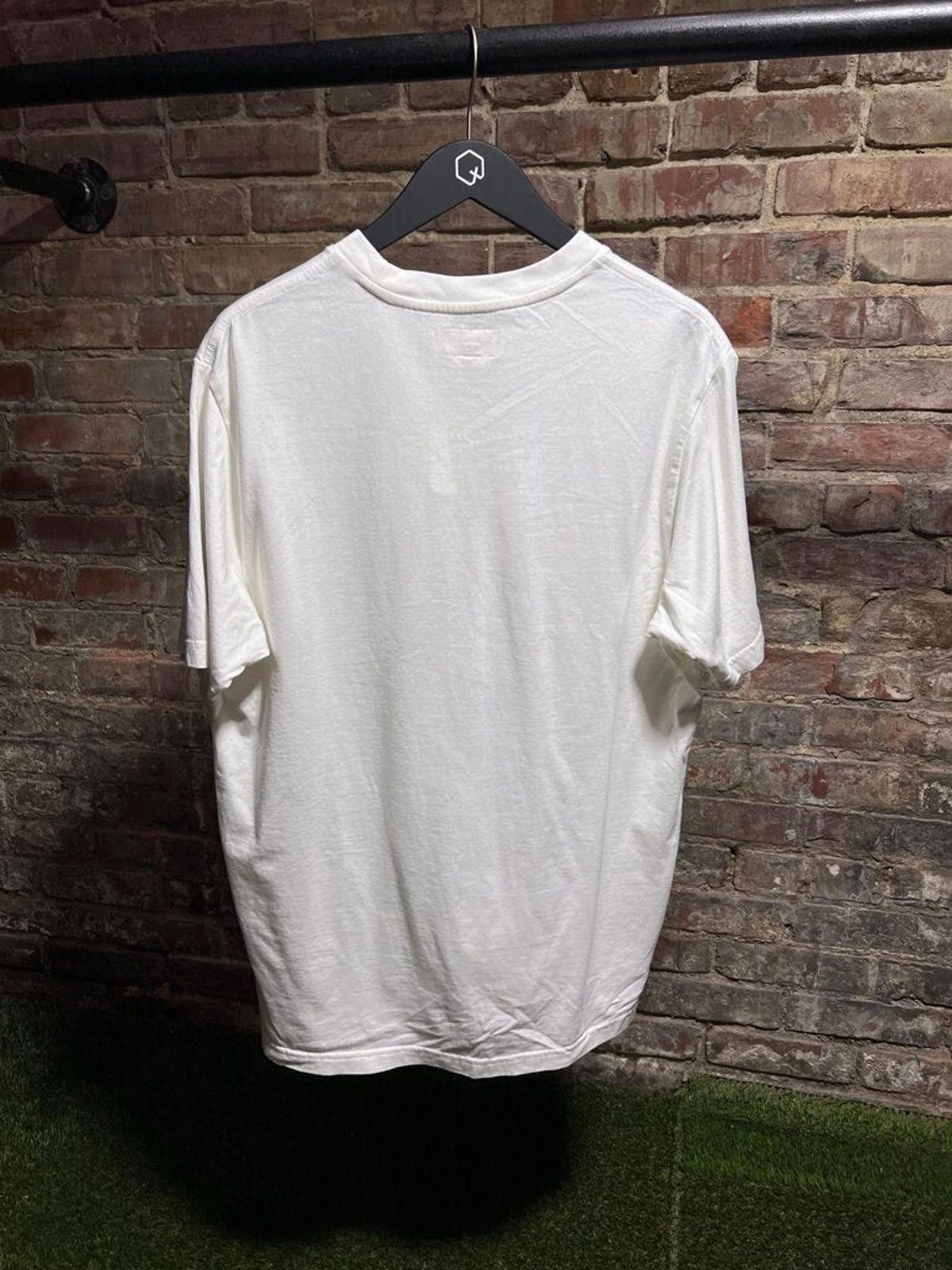 Supreme Supreme Small Box Logo White Tee Sz. M Size US M / EU 48-50 / 2 - 2 Thumbnail