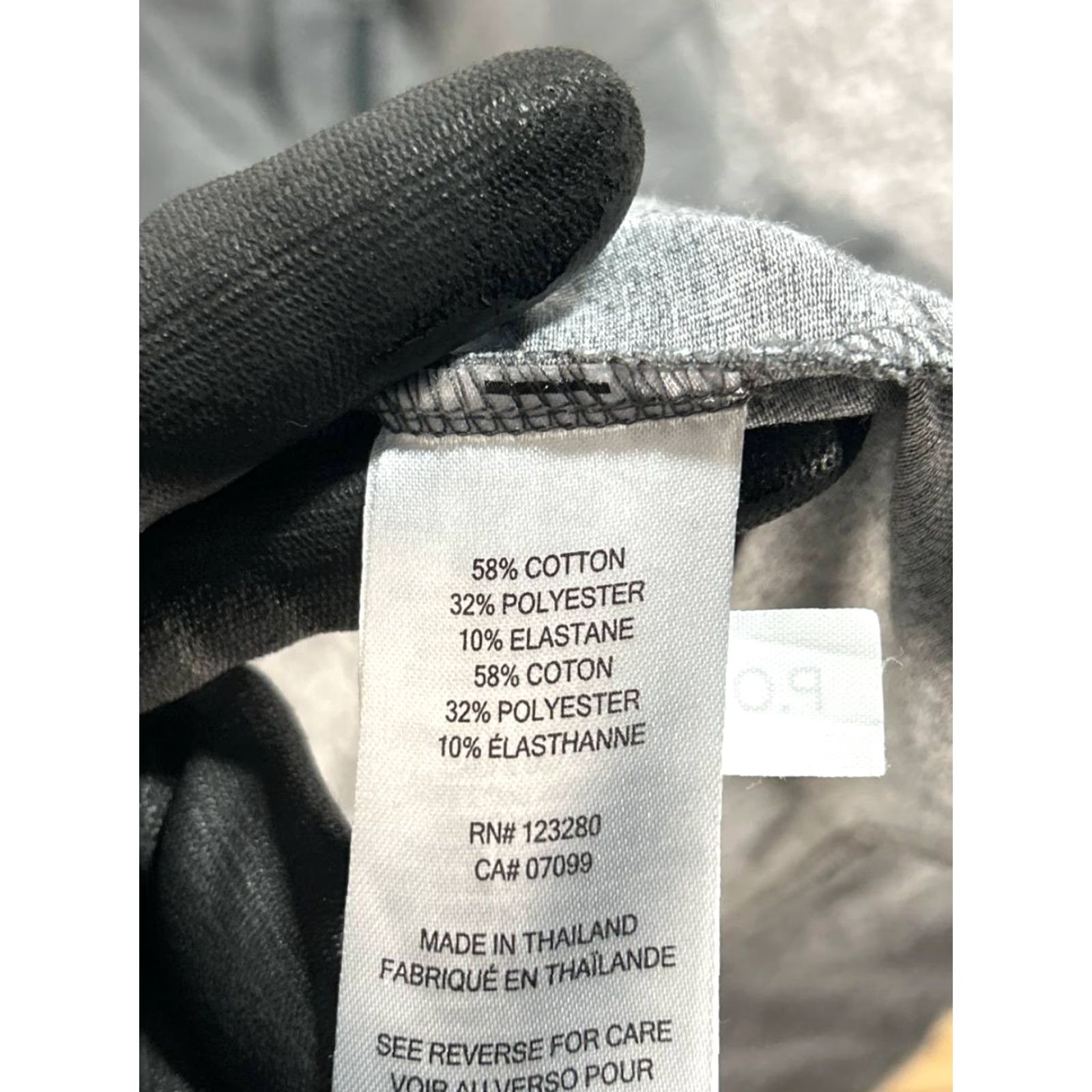 TravisMathew Travis Mathew Sweater Mens XL Gray Golf Cotton Blend Quarter Zip Logo Pullover Knit Mock Neck Long Sleeve Casual Winter Fall Spring Shirt Mens Size US XL / EU 56 / 4 - 5 Thumbnail