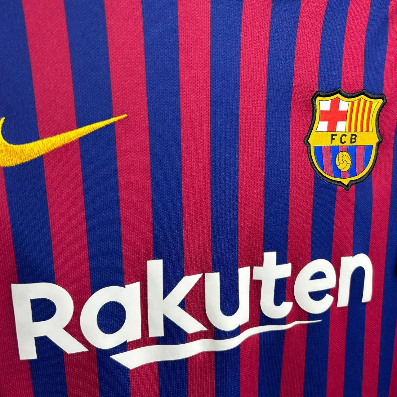 Nike Mens Nike FC Barcelona 2018 Origi player soccer jersey Size US S / EU 44-46 / 1 - 4 Thumbnail