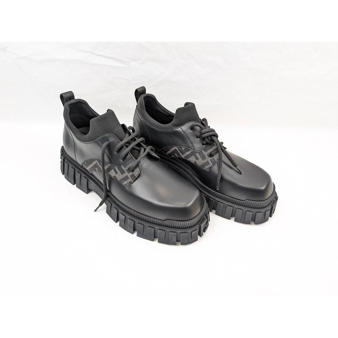 Fendi o1rshd1 Men's Lace Up Fabric Calf Leather Boots Shoe in Nero Size US 11 / EU 44 - 16 Thumbnail
