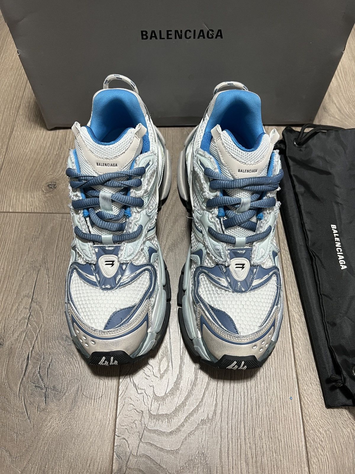Balenciaga Balenciaga Runner Sneaker 