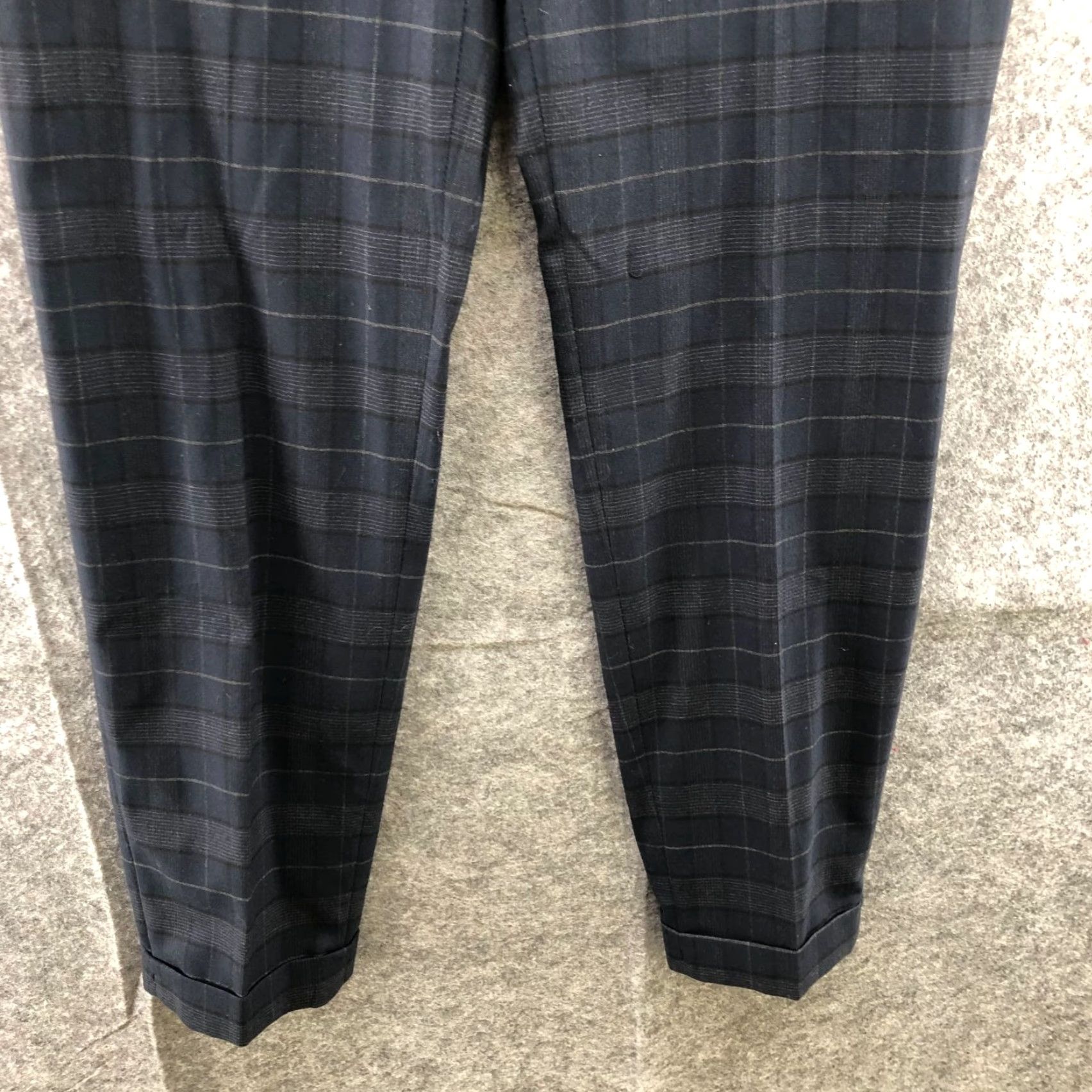 Zara Zara Dress Pants Womens S Mid Rise Navy Blue Plaid Tapered Ankle Cuffed Dress Pants Size 28" / US 6 / IT 42 - 4 Thumbnail