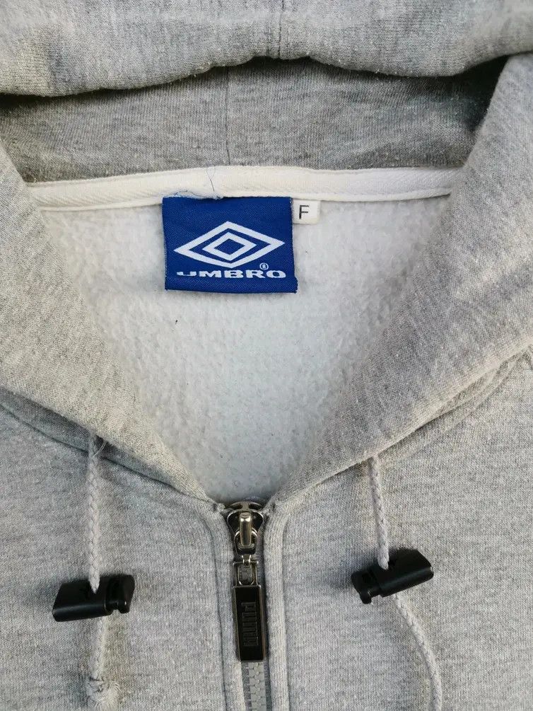 Umbro Rare!!! Umbro Big Logo Zipper Hoodie Sweaters Size US XL / EU 56 / 4 - 4 Thumbnail
