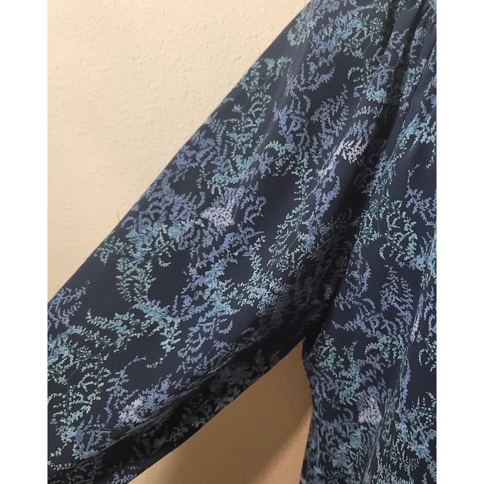 Other Norton McNaughton Blue Floral Print Top XL Lightweight Size XL / US 12-14 / IT 48-50 - 2 Thumbnail