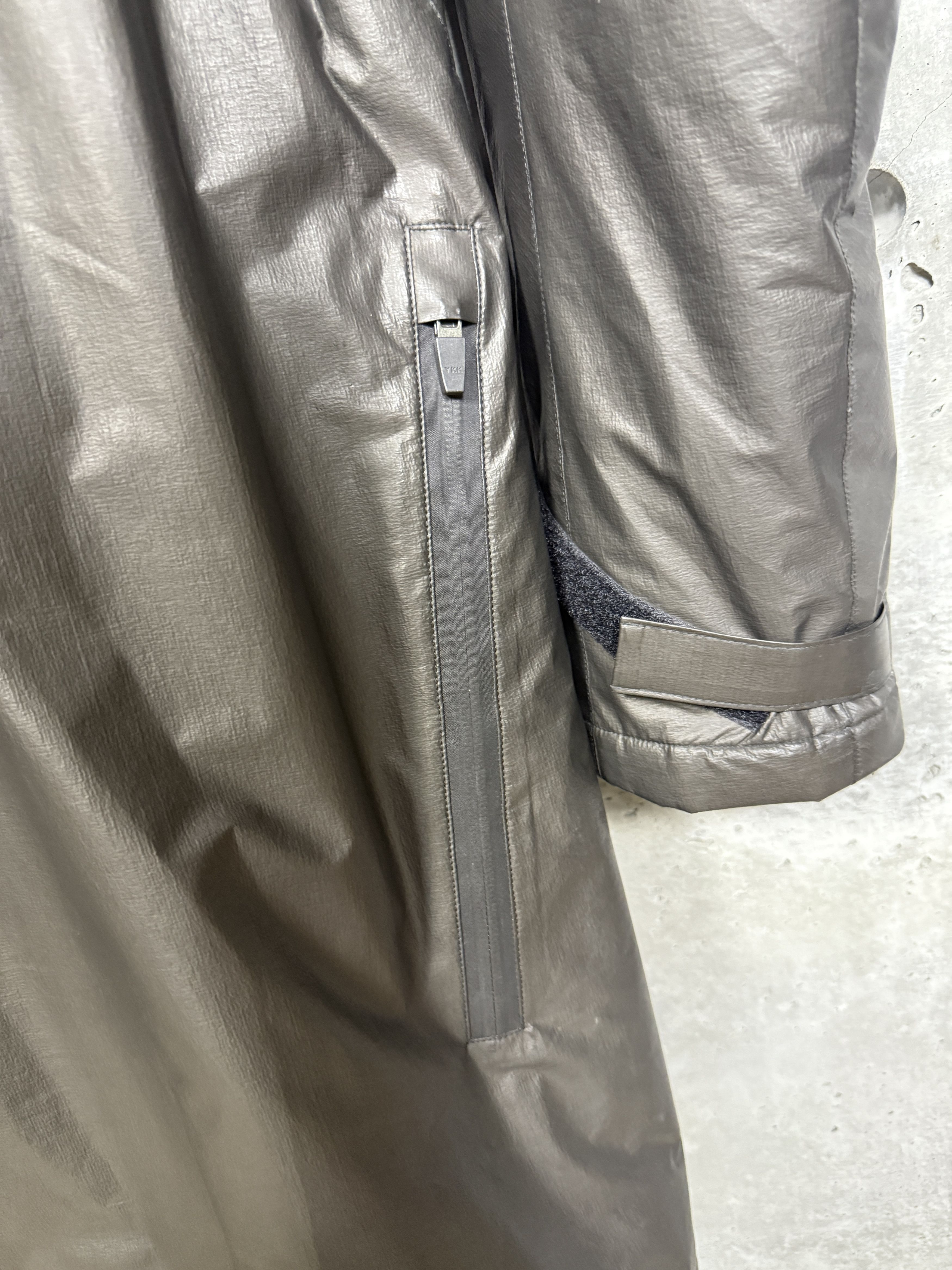 Acronym Acronym J46-FO 2L Infinium Film Out J46-FO Coat Size US L / EU 52-54 / 3 - 16 Thumbnail
