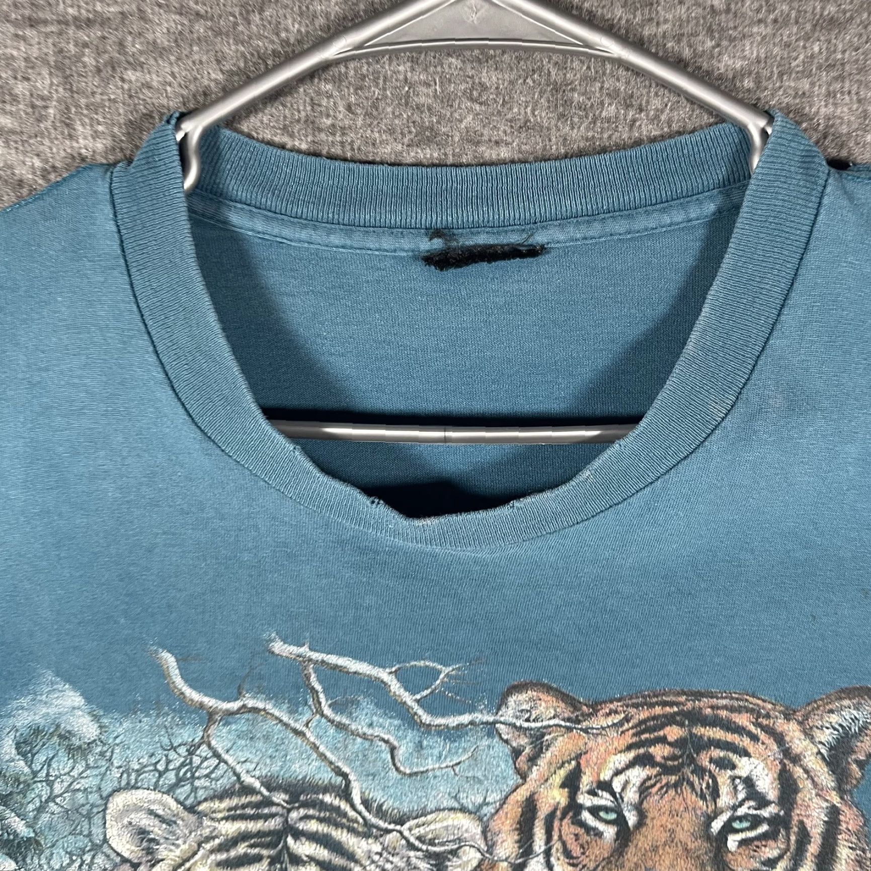 Habitat VINTAGE Habitat Shirt Mens XL Blue Tiger Snow Wildlife Graphic Tee 1994 Size US XL / EU 56 / 4 - 7 Thumbnail