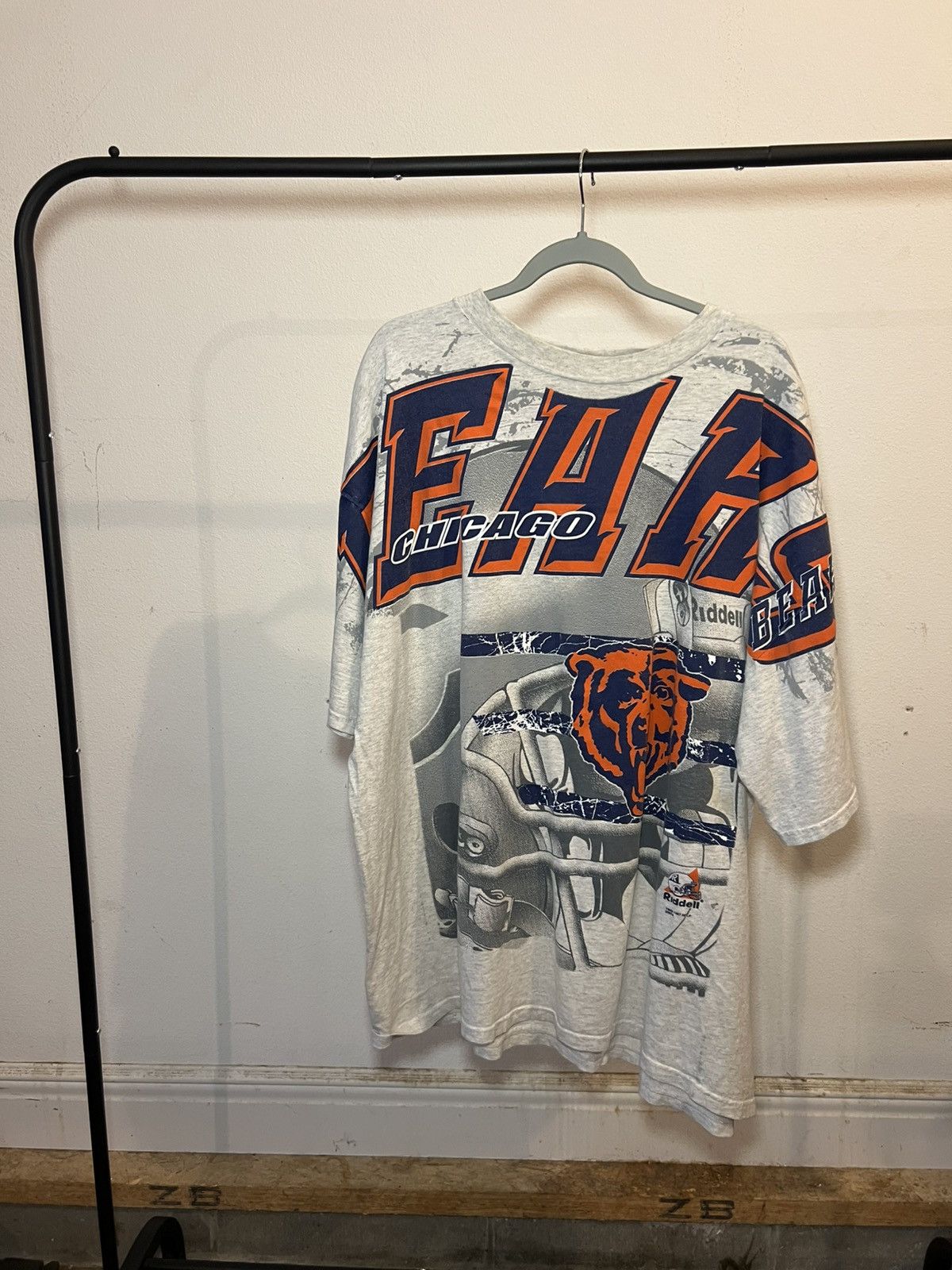 Riddell Vintage 1997 Chicago Bears Riddell Graphic Tee Size US XXL / EU 58 / 5 - 1 Thumbnail