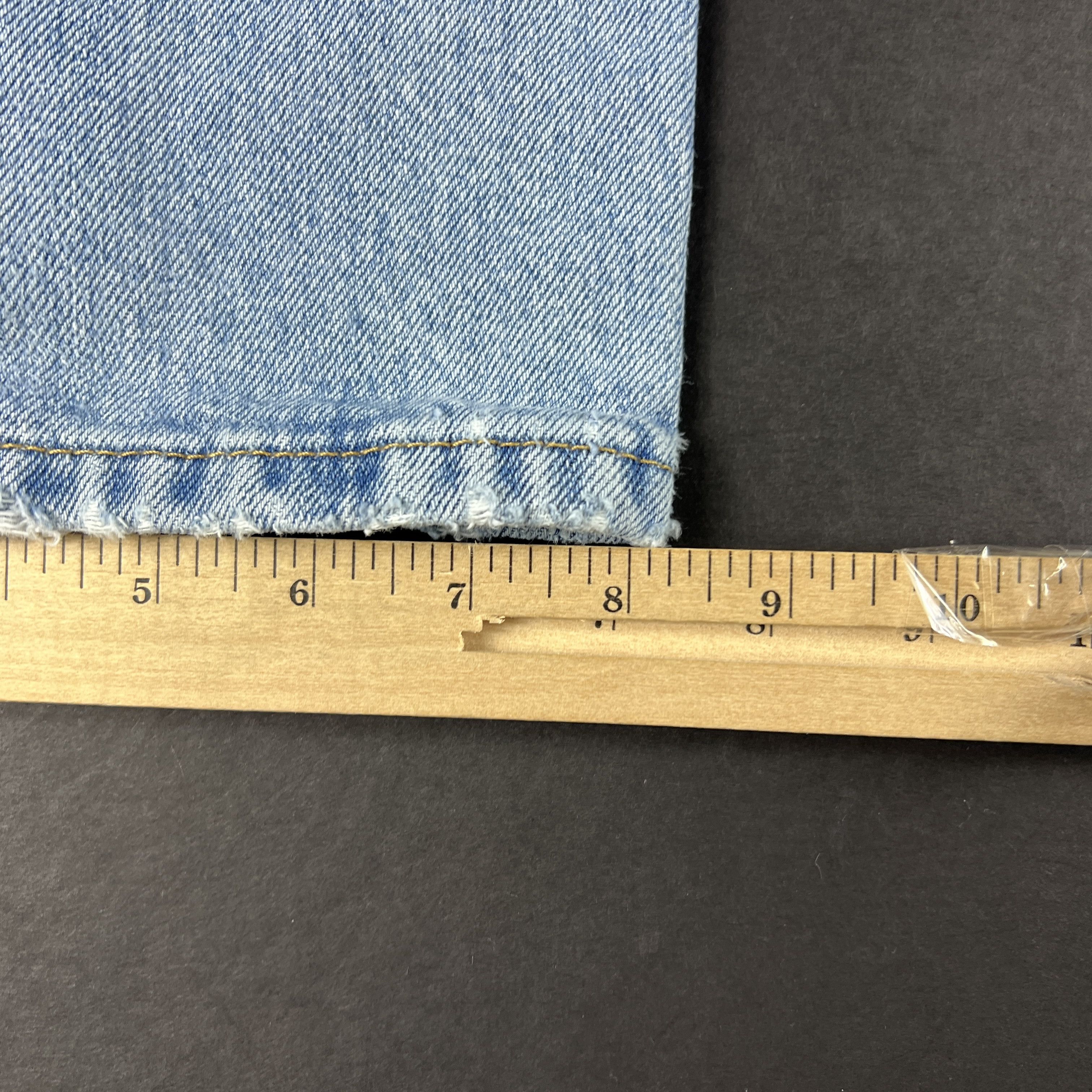 Levi's Levi's Jeans 505 Straight Light Blue Thrashed Cotton Denim Size US 37 - 16 Thumbnail
