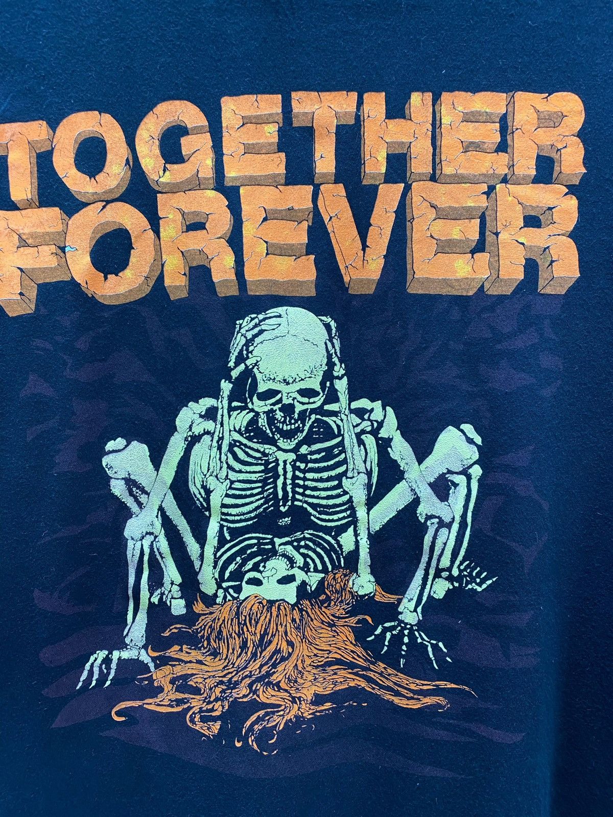 Vintage Vintage Forever Together Skeletons Love T Shirt Size US L / EU 52-54 / 3 - 8 Thumbnail