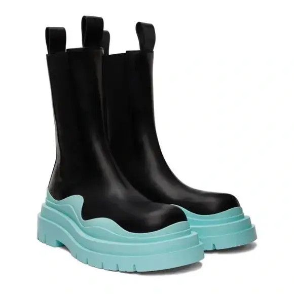 Bottega Veneta o1n1vont1224 Blue Sole Tire Chelsea Boots in Black Size US 4 / IT 34 - 2 Thumbnail