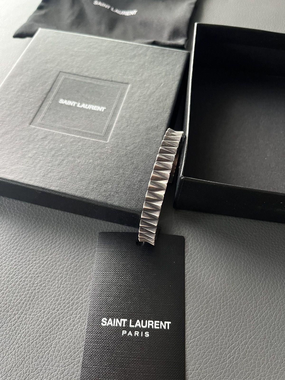 Saint Laurent Paris × Yves Saint Laurent Runway Brass Metal Saint Laurent Bracelet Limited Edition Size ONE SIZE - 1 Thumbnail