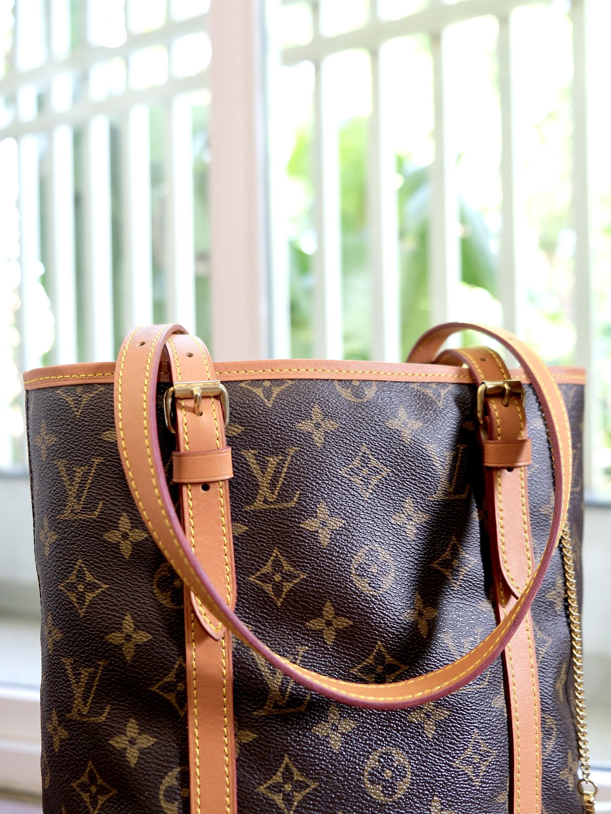 Louis Vuitton Louis Vuitton Monogram Bucket Bag Size ONE SIZE - 2 Thumbnail