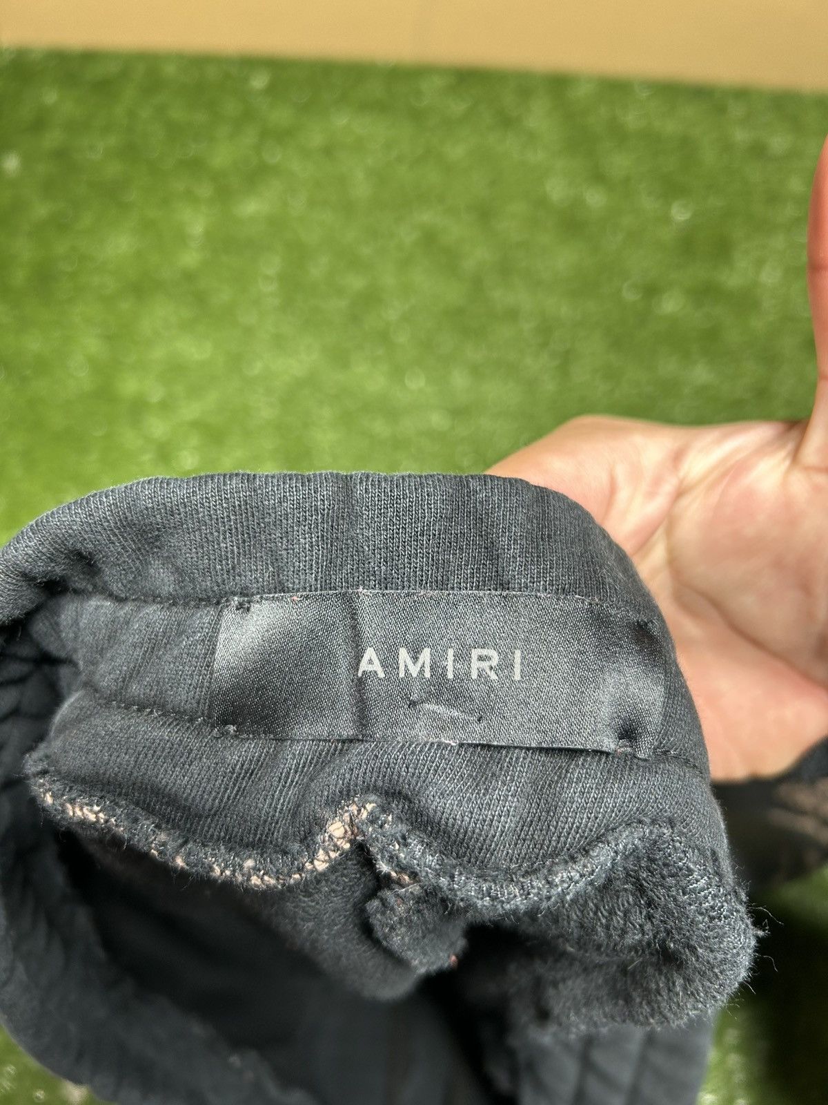 Amiri Amiri bandana logo sweatshorts Size US 40 / EU 56 - 10 Thumbnail