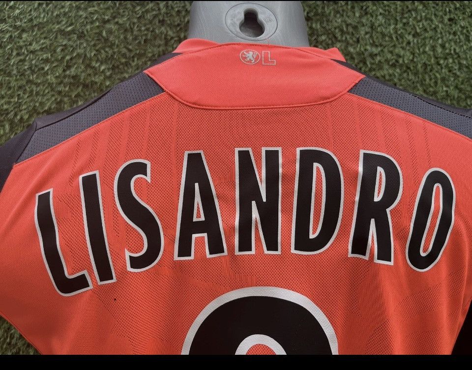 Umbro Lisandro jersey olympique lyonnais Size US XS / EU 42 / 0 - 5 Thumbnail