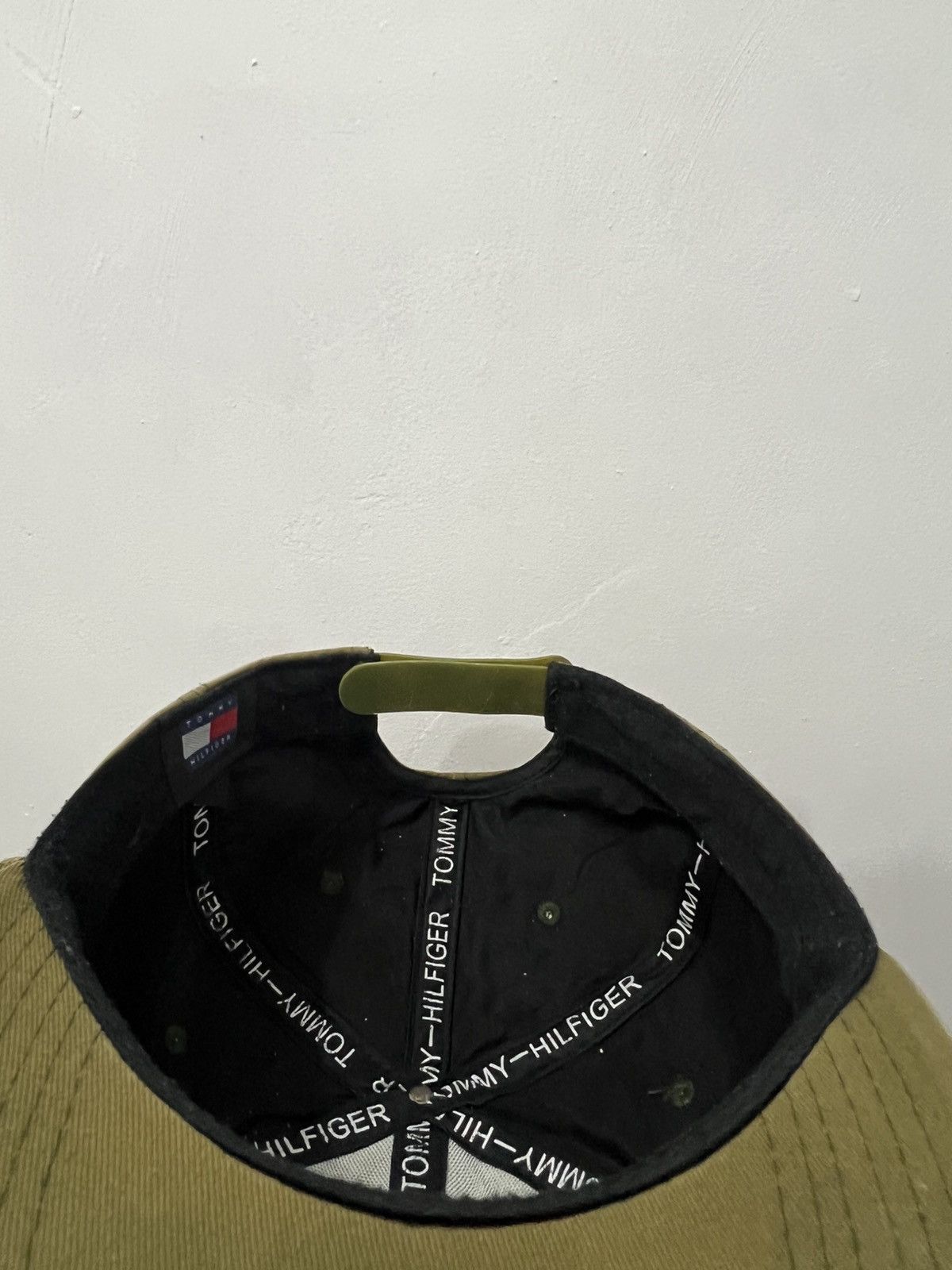 Tommy Hilfiger Tommy Hilfiger Big Logo Fade Hat Size ONE SIZE - 10 Thumbnail