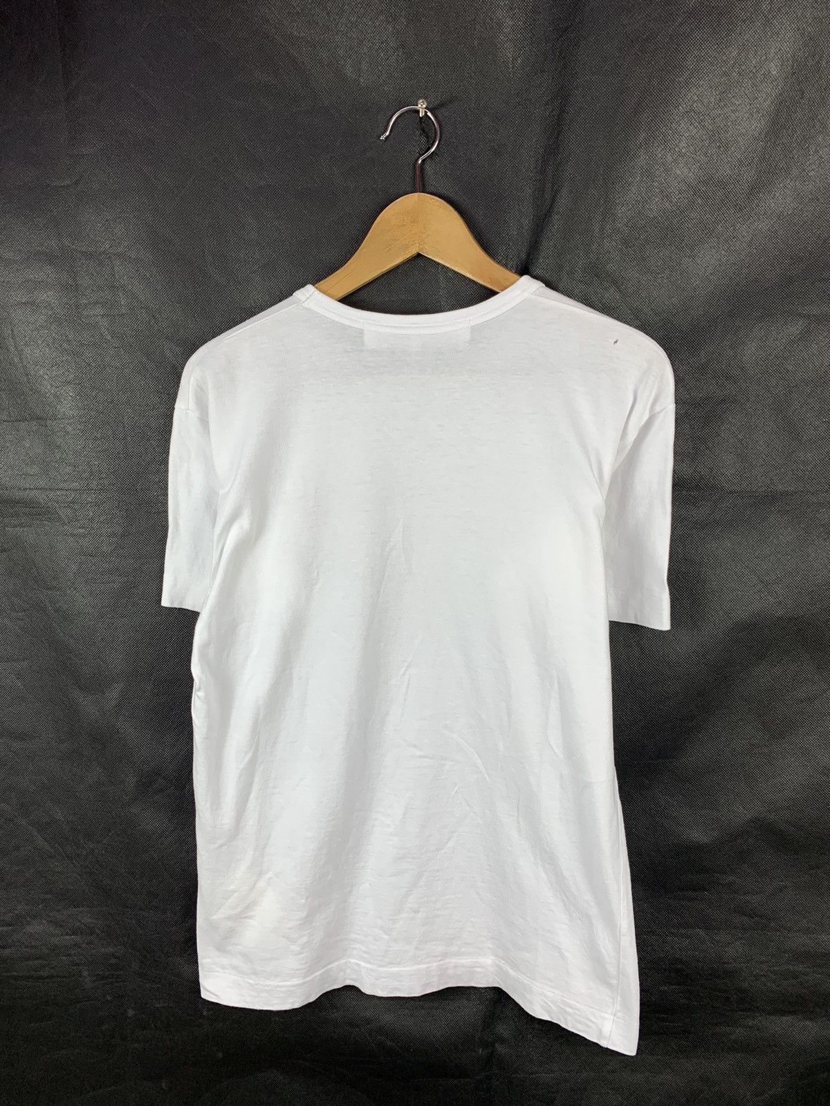 Comme des Garcons Steals! Play Comme Des Garcons Designer Tee Size US M / EU 48-50 / 2 - 5 Thumbnail